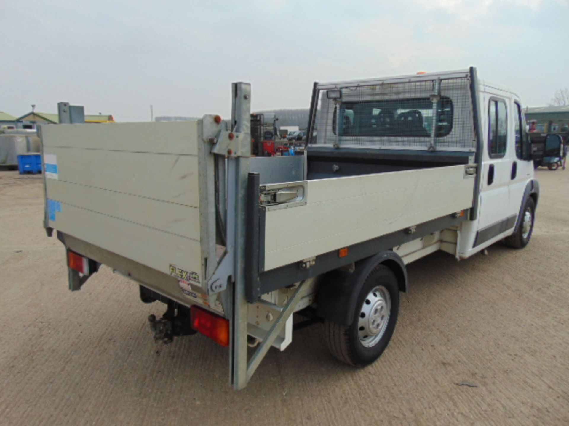 Citroen Relay 7 Seater Double Cab Dropside Pickup with 500kg Ratcliff Palfinger Tail Lift - Image 7 of 27