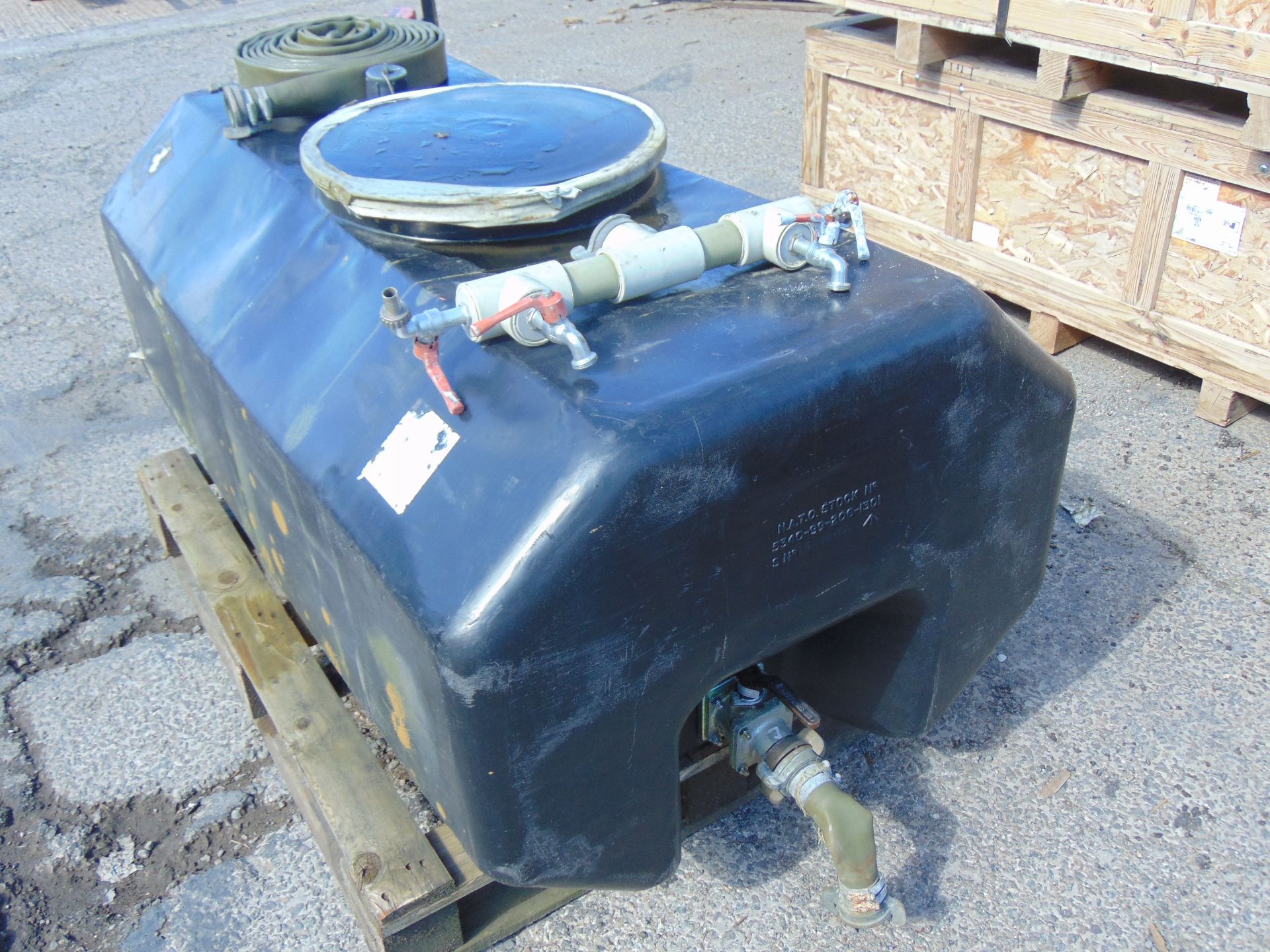 100 Gallon Water Tank with Hose/Diverter Pipe - Image 2 of 10