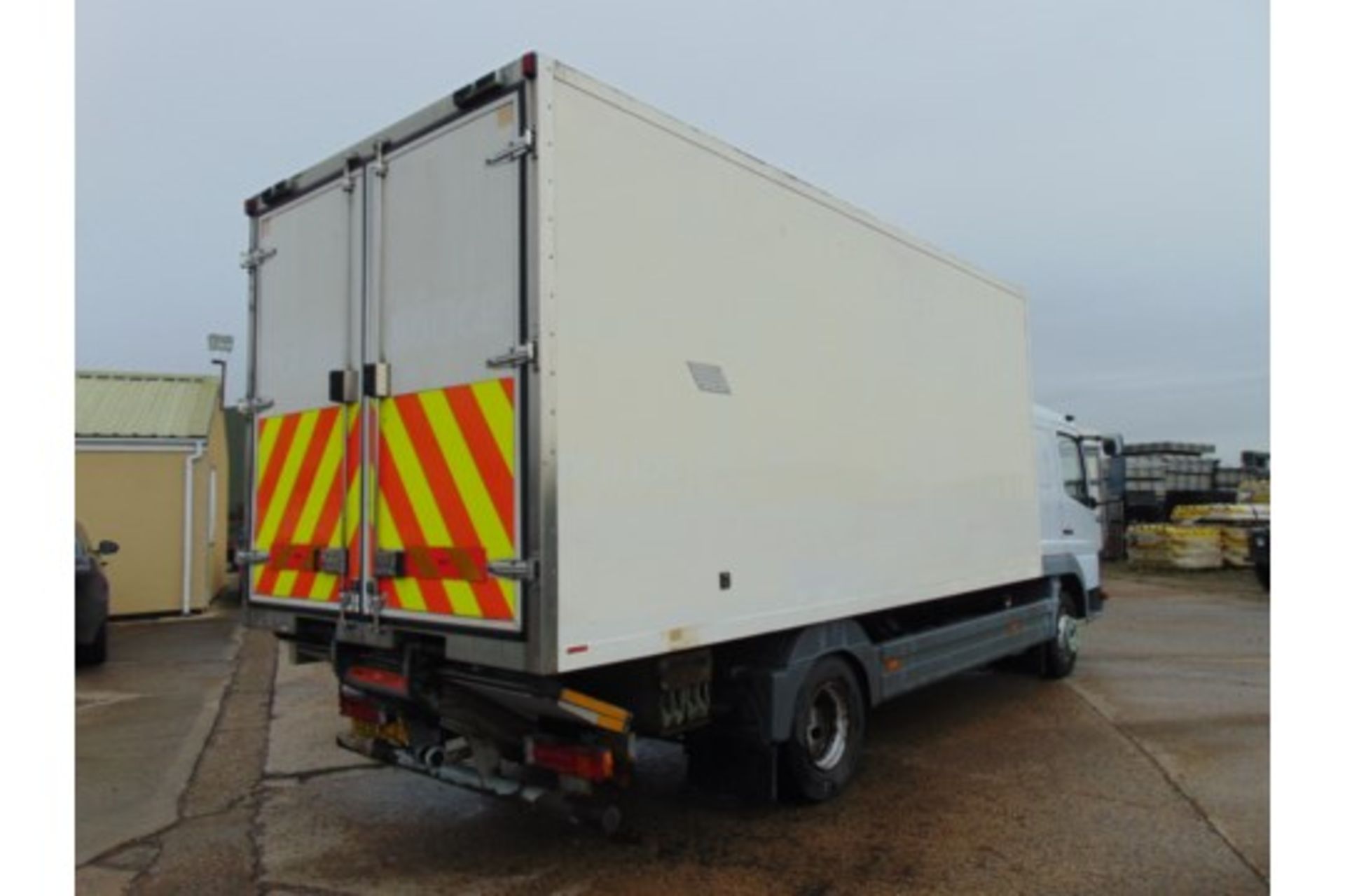 2001 Mercedes Benz Atego 1018 Box Truck C/W Tail Lift - Image 7 of 21
