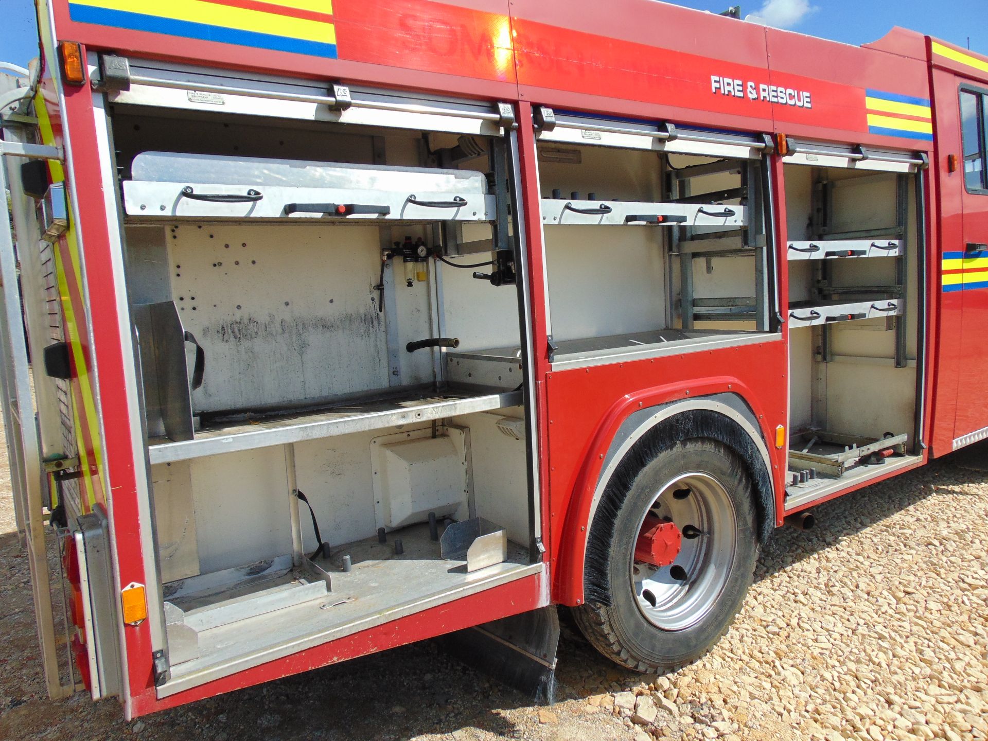 Mercedes 1124 Saxon Fire Engine - Image 12 of 15