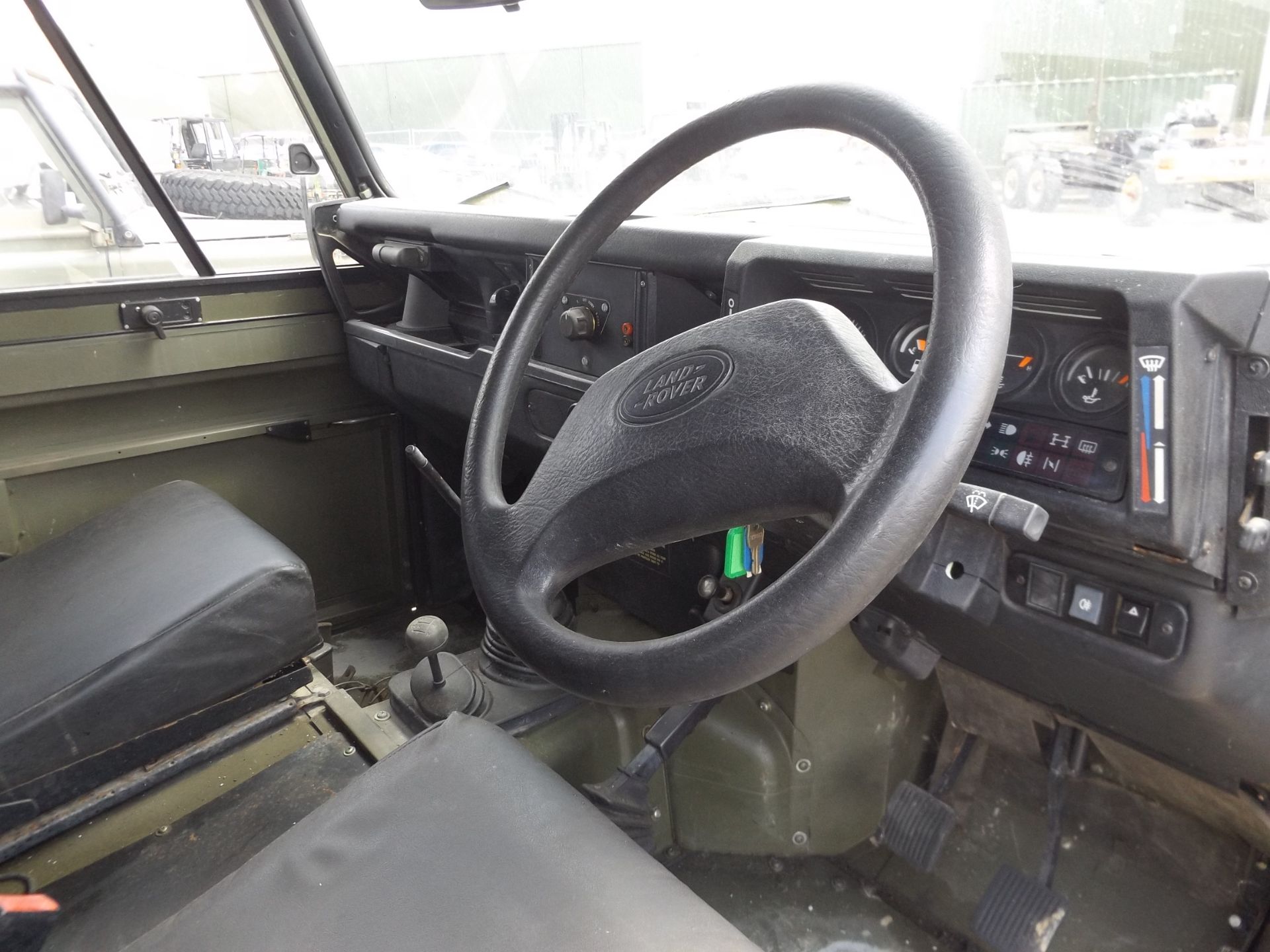 Land Rover 110 Hard Top R380 Gearbox - Image 10 of 18