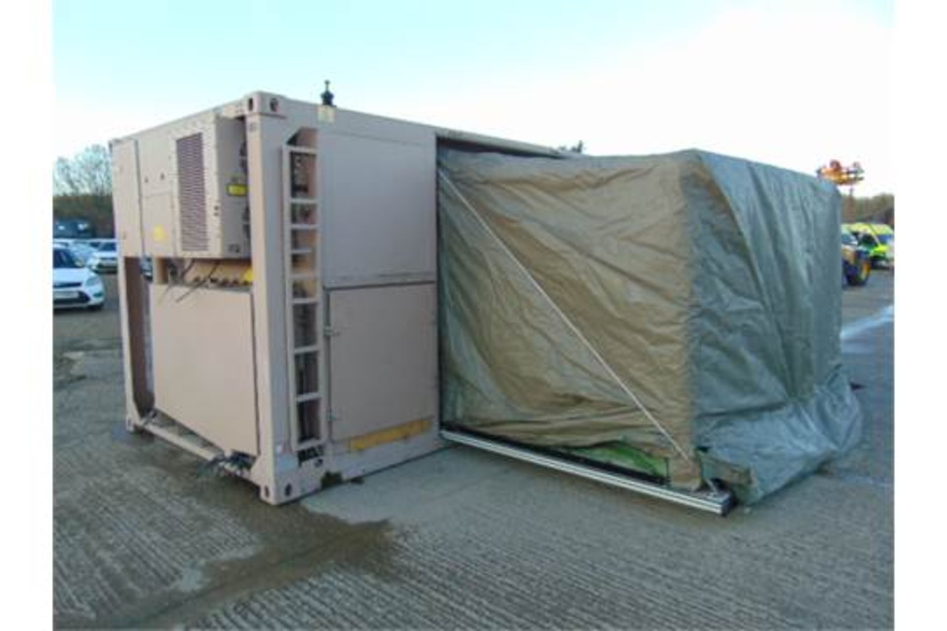 Demountable Workshop/Communications Cabin - Image 11 of 33