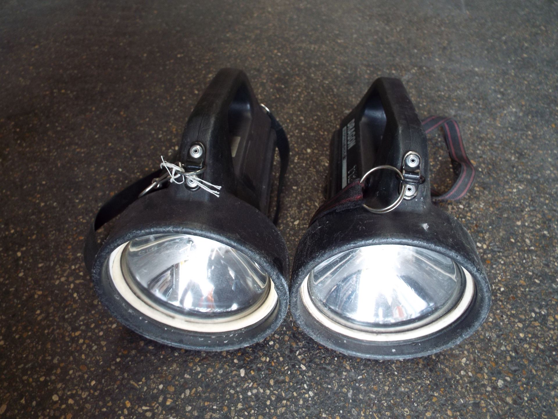 2 x Dragon T12 12V Portable Searchlights - Image 2 of 4