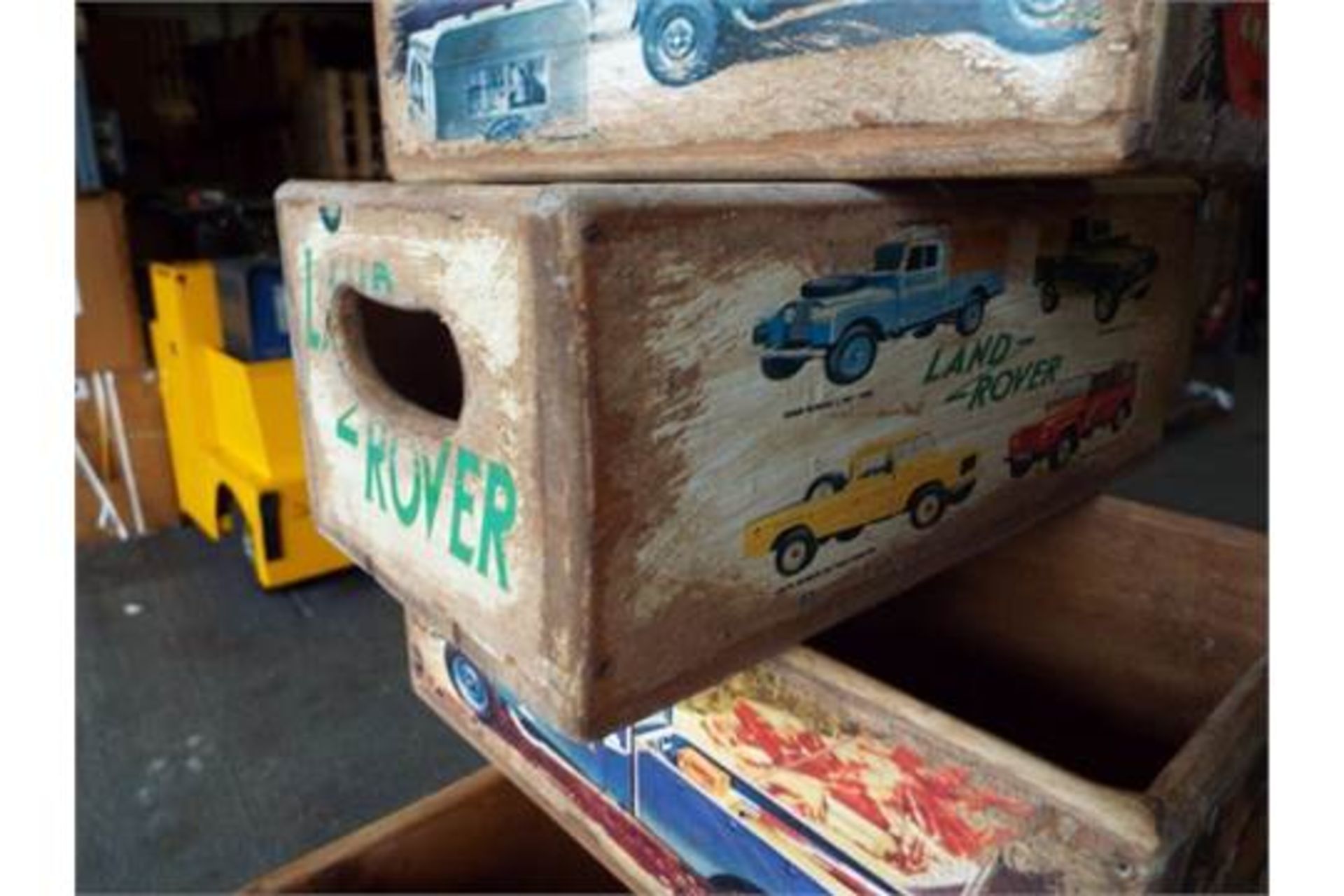 5 x Land Rover Wooden Display / Storage Boxes - Image 5 of 7