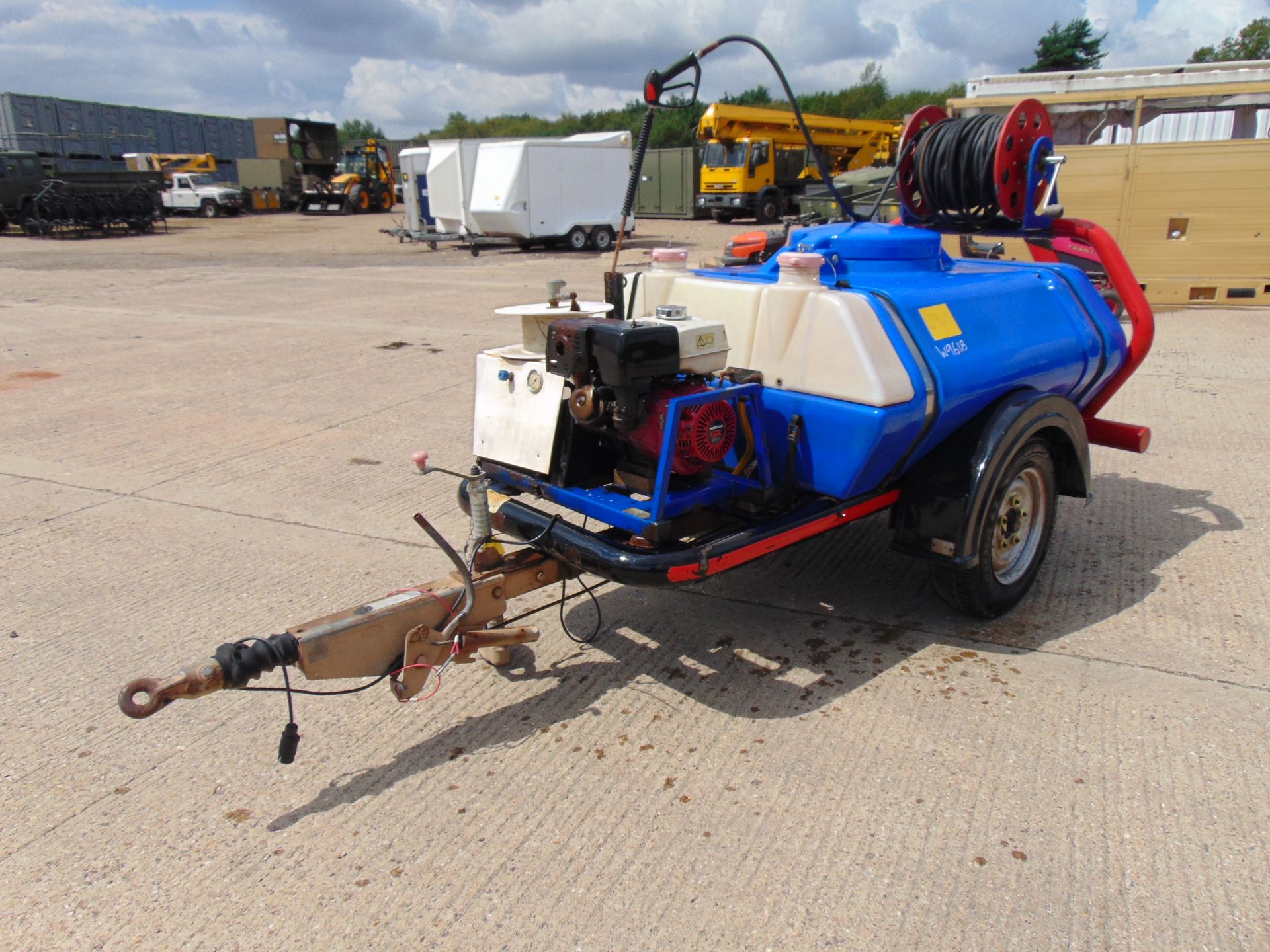Brendon Trailer Mounted Pressure Washer with 1000 litre Water Tank and Honda GX390 Engine - Image 3 of 16