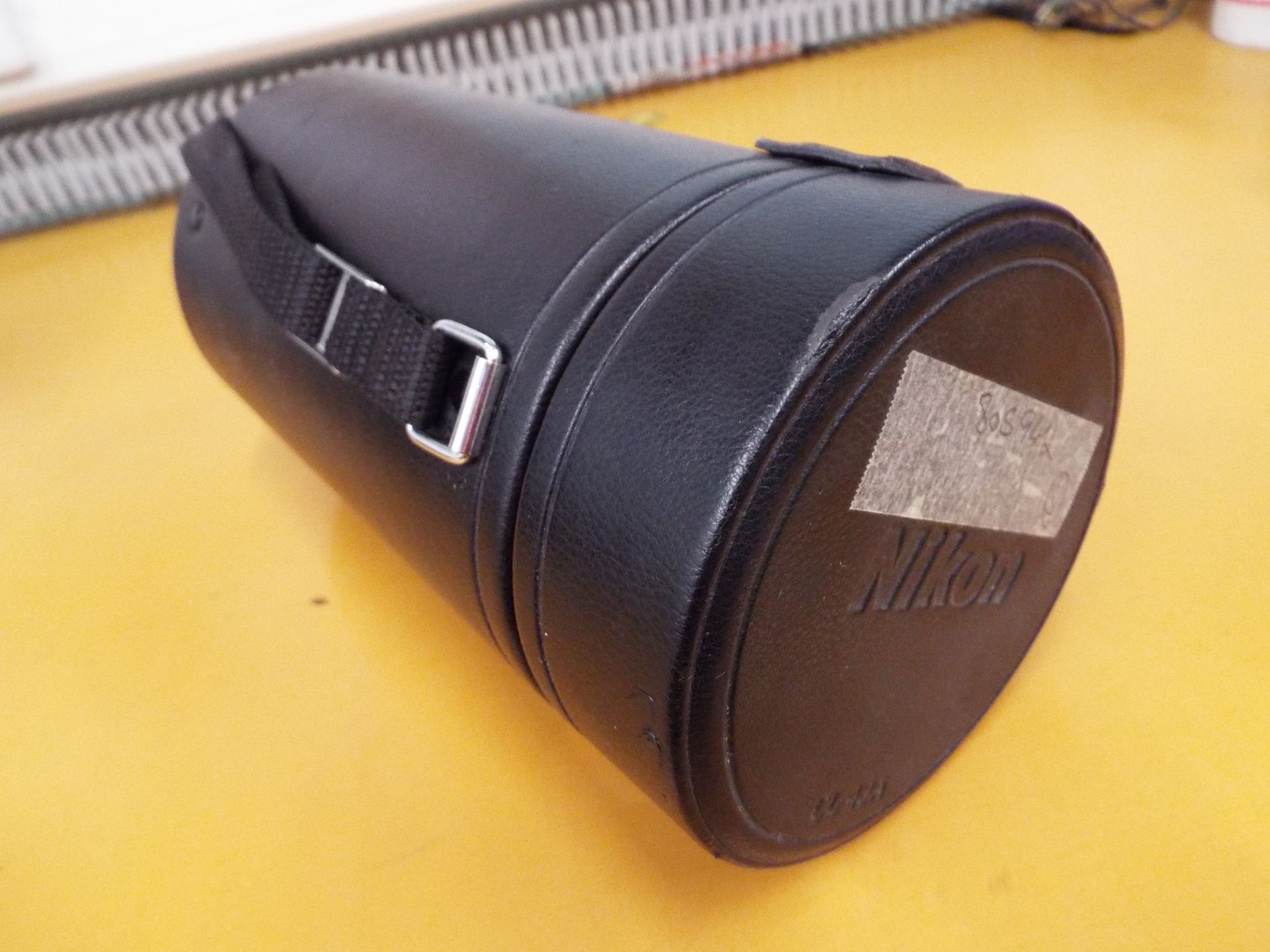 Nikon ED AF Nikkor 80-200mm 1:2.8 D Lense with Leather Carry Case - Bild 7 aus 7