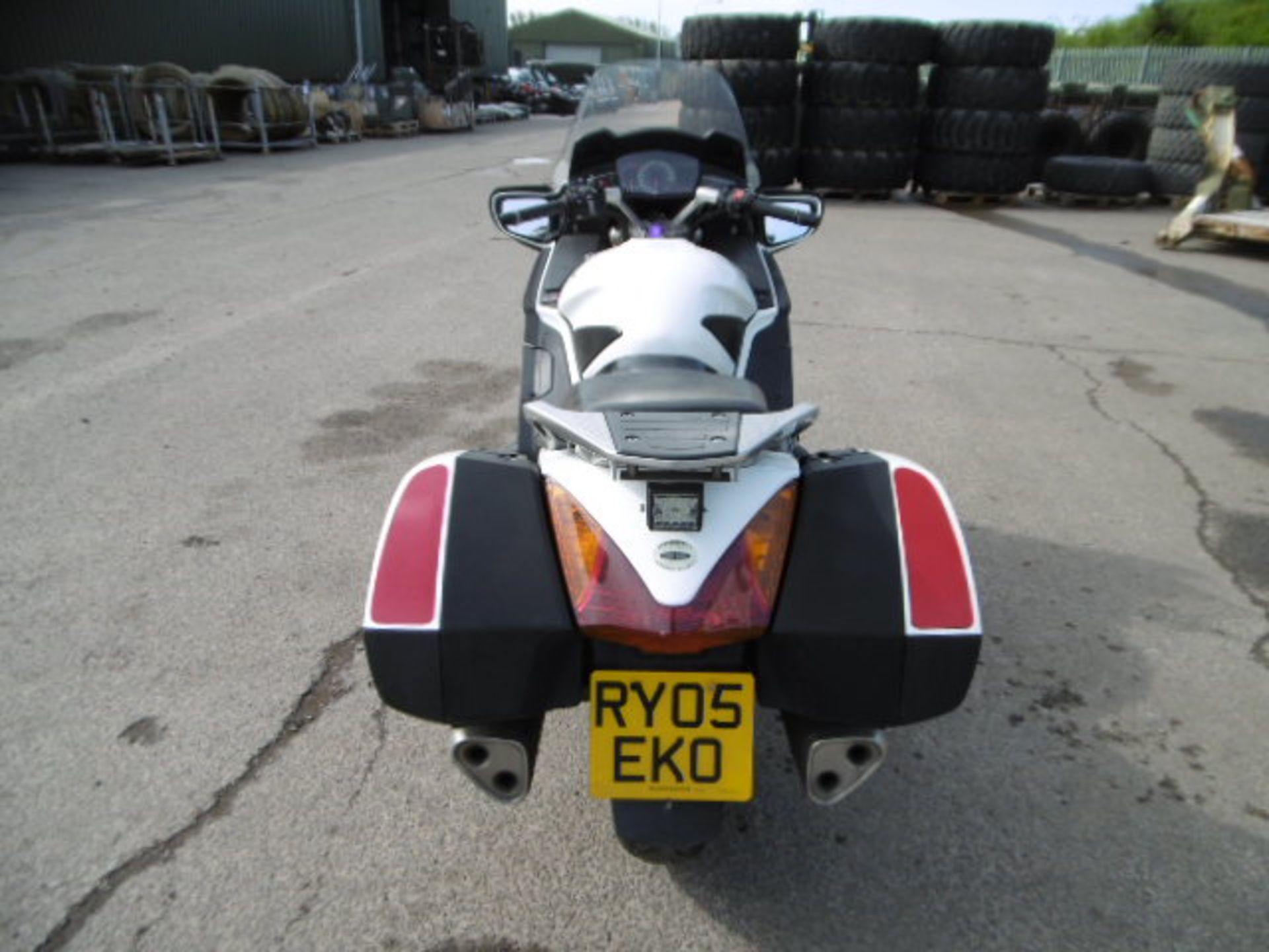 Honda ST1300A - Image 6 of 13