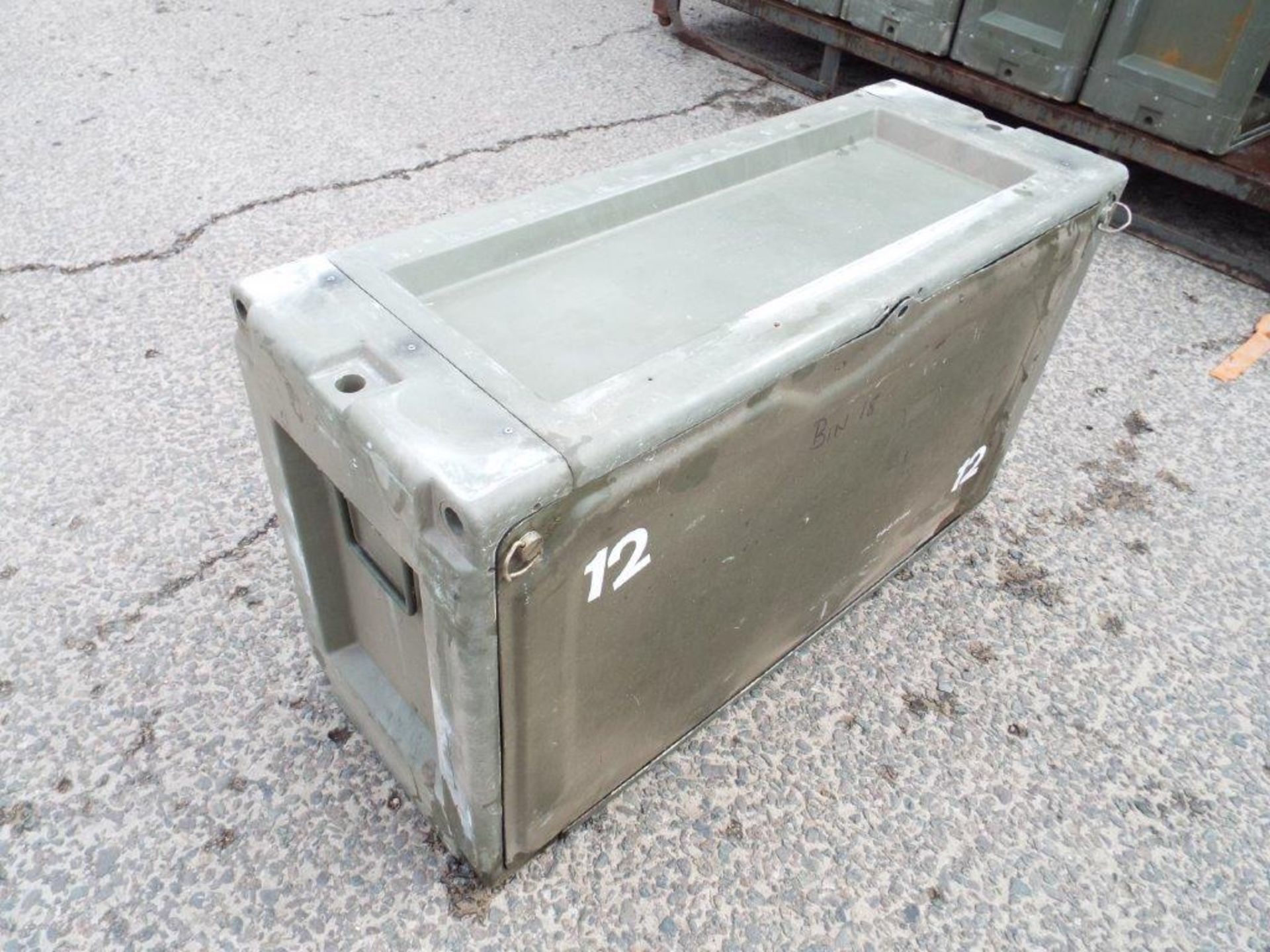 14 x Heavy Duty Interconnecting Storage Boxes with Lids - Image 2 of 9