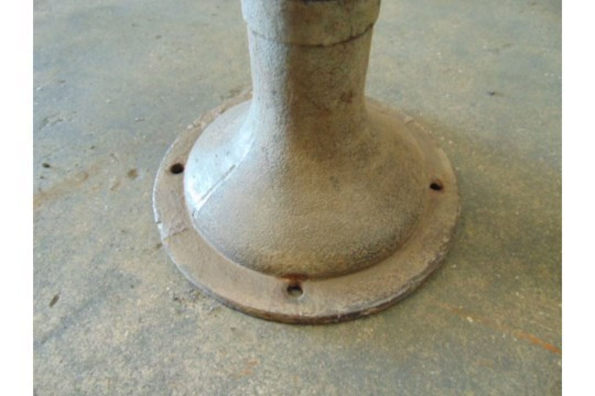Genuine Anitique Full Size Cast Iron Water Pump - Image 6 of 7