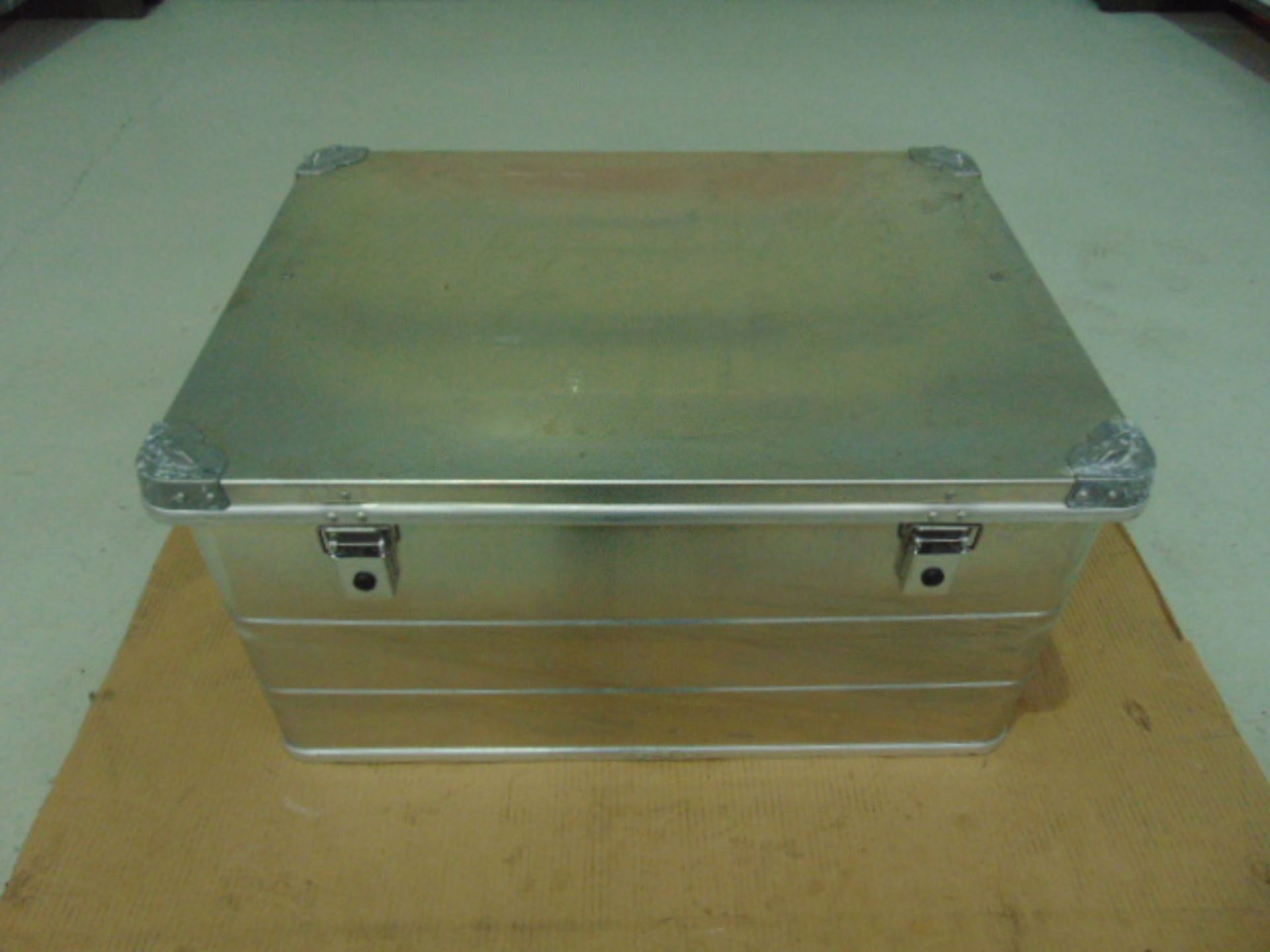 Unissued Heavy Duty Aluminium Stacking Case