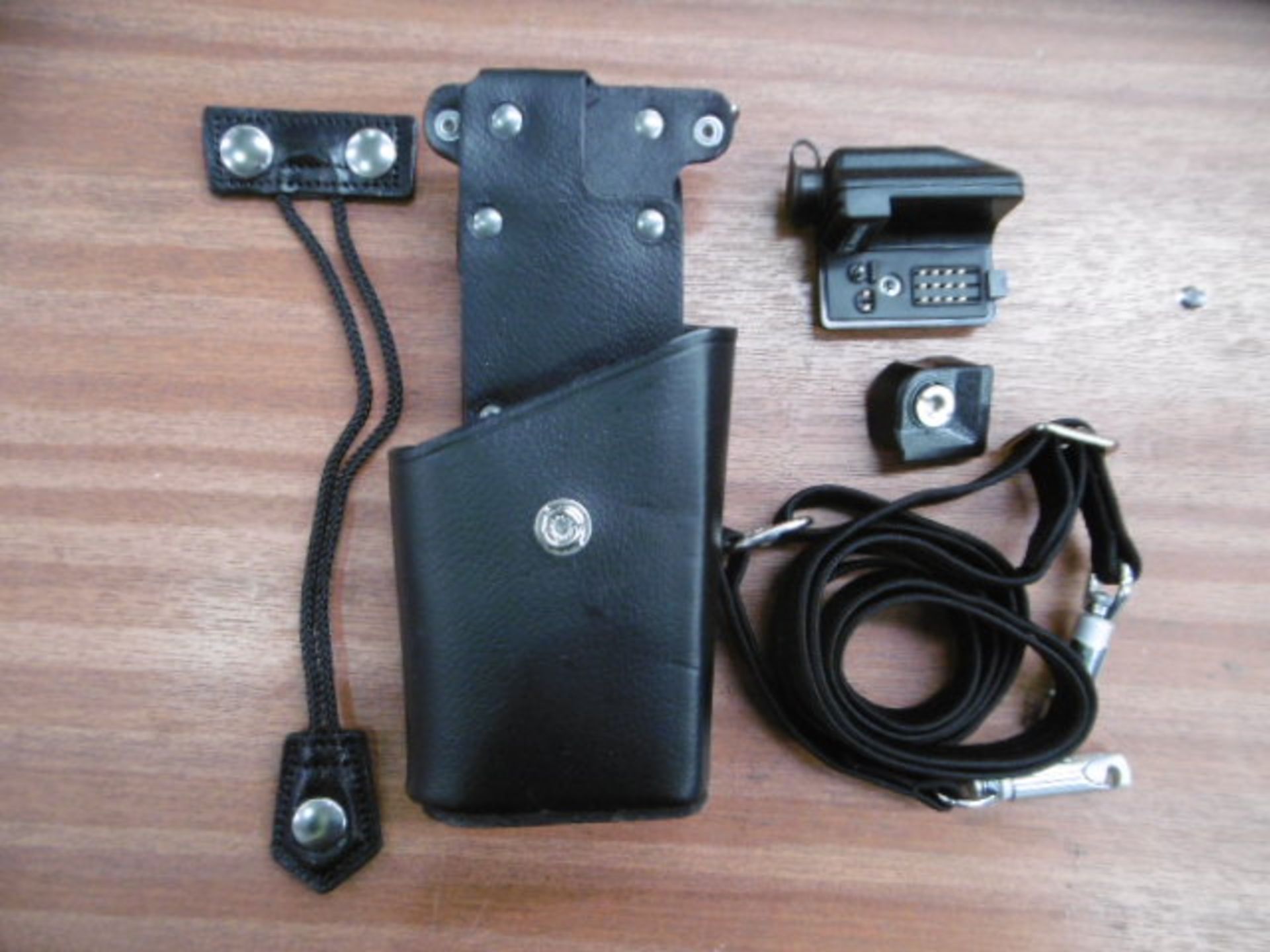 2 x Unissued Motorola Systems Saber Handie Talkie Kits - Bild 6 aus 9