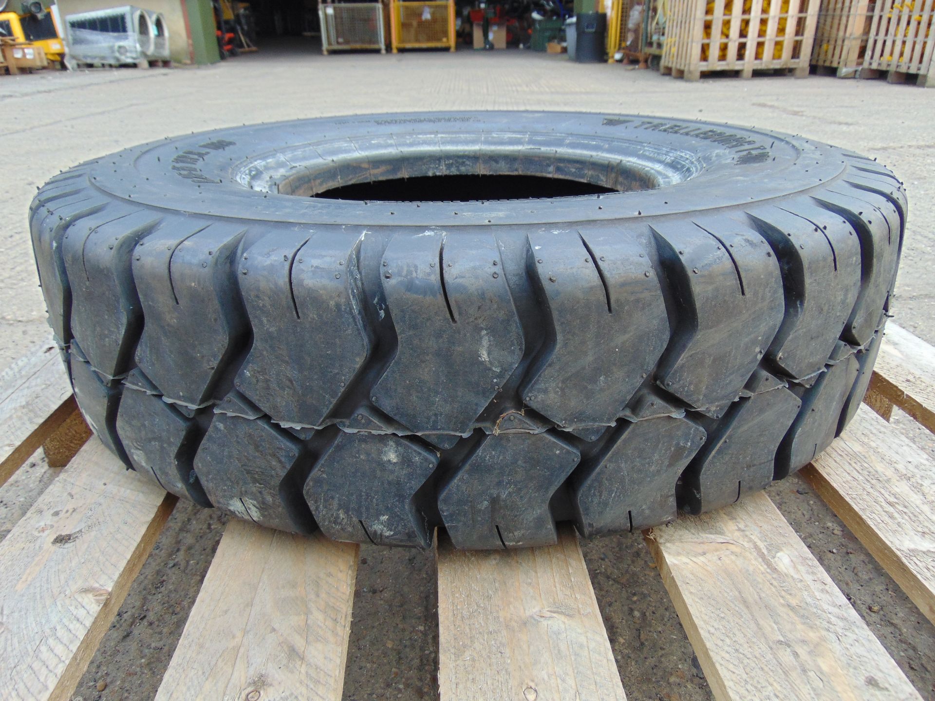 1 x Trellborg T-800 8.25-15 Tyre - Bild 4 aus 5