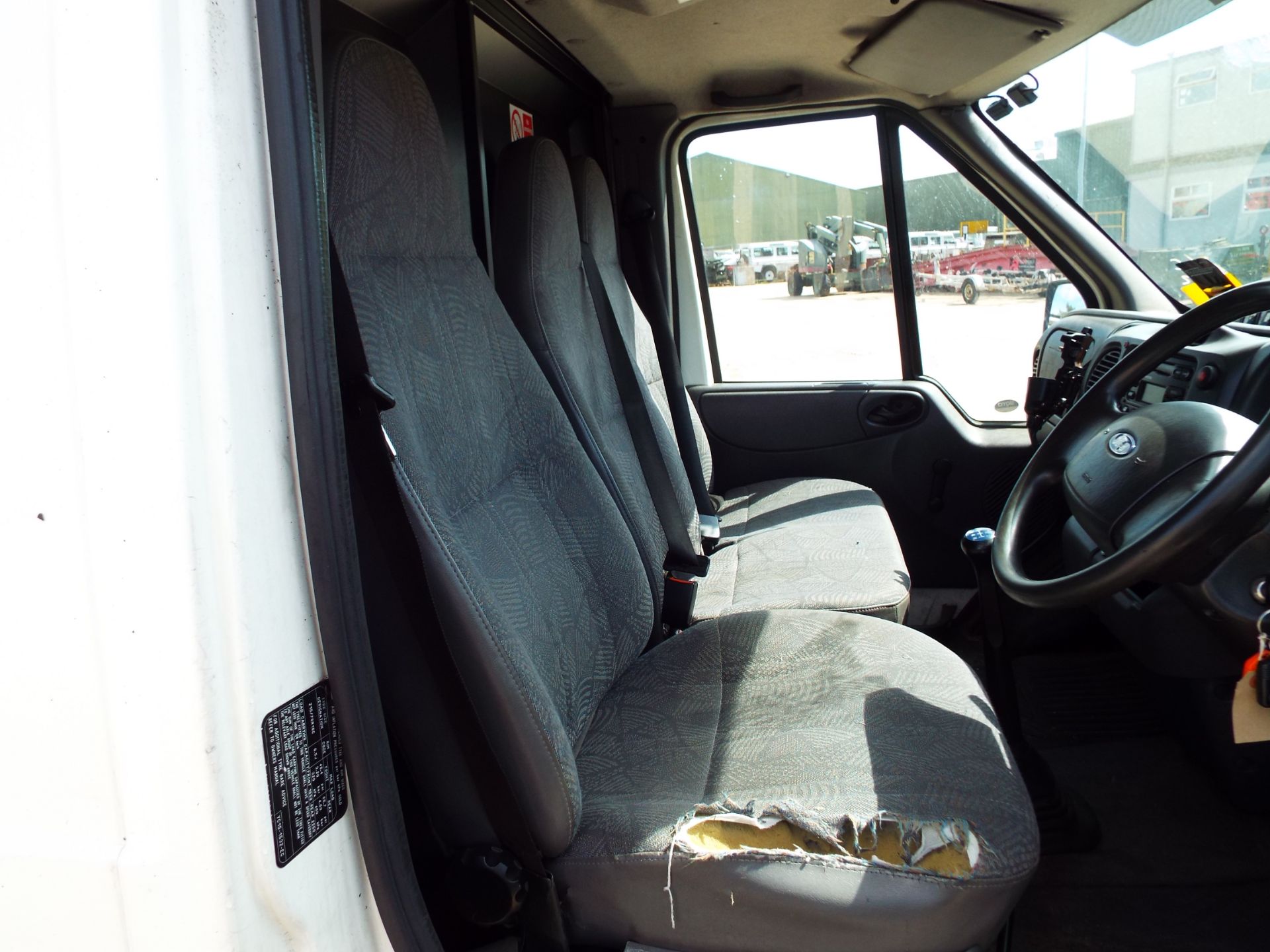 Ford Transit 350 LWB TD Panel Van with RAX Roof Rack - Bild 13 aus 24