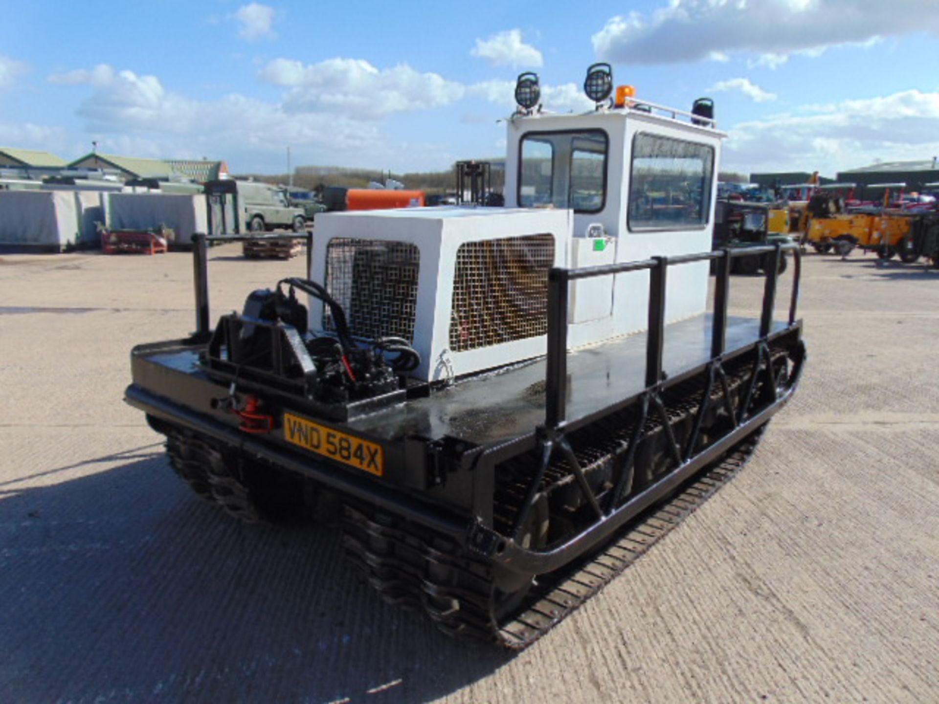 Rolba Bombardier Muskeg MM 80 All Terrain Tracked Vehicle with Rear Mounted Boughton Winch - Image 7 of 32