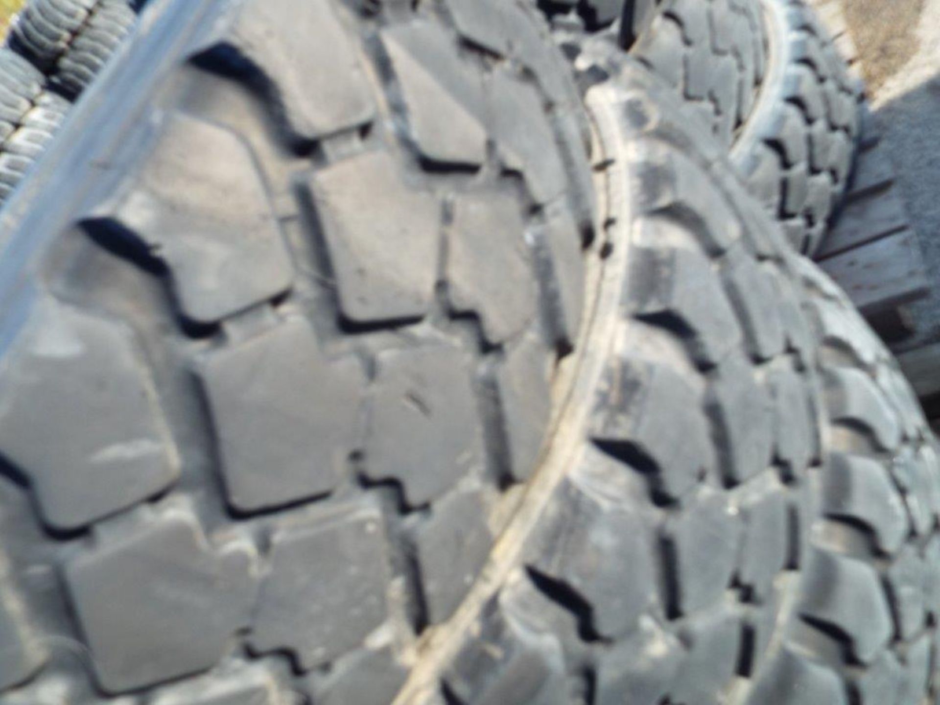 16 x Michelin XZL 365/85 R20 Tyres - Image 5 of 13