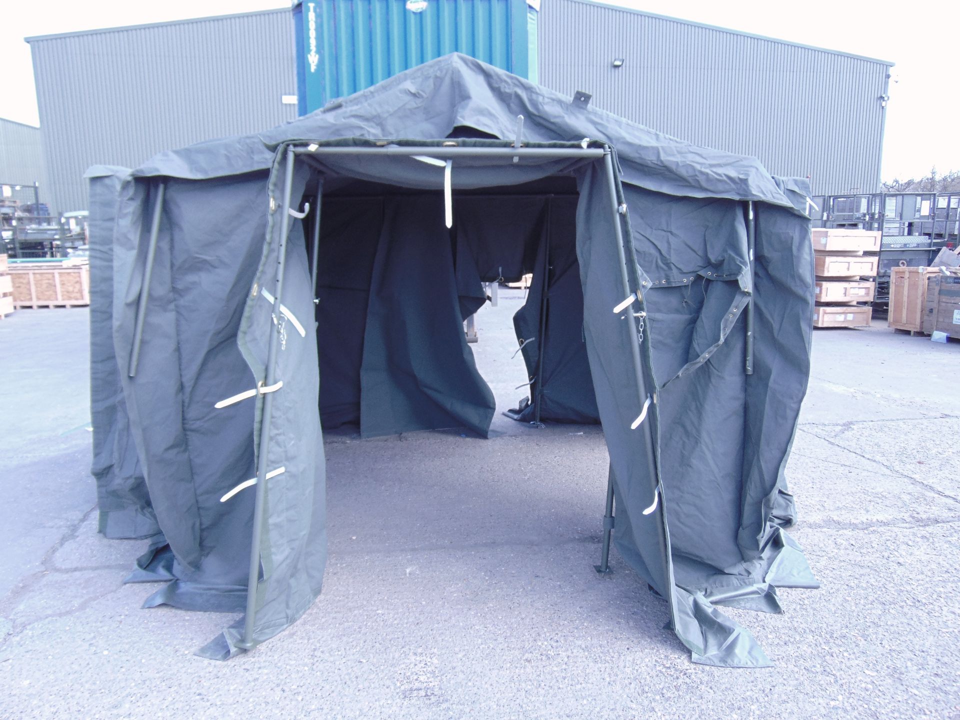 8'x8' Fv432 Closed Command/Sleeping Tent - Bild 2 aus 6