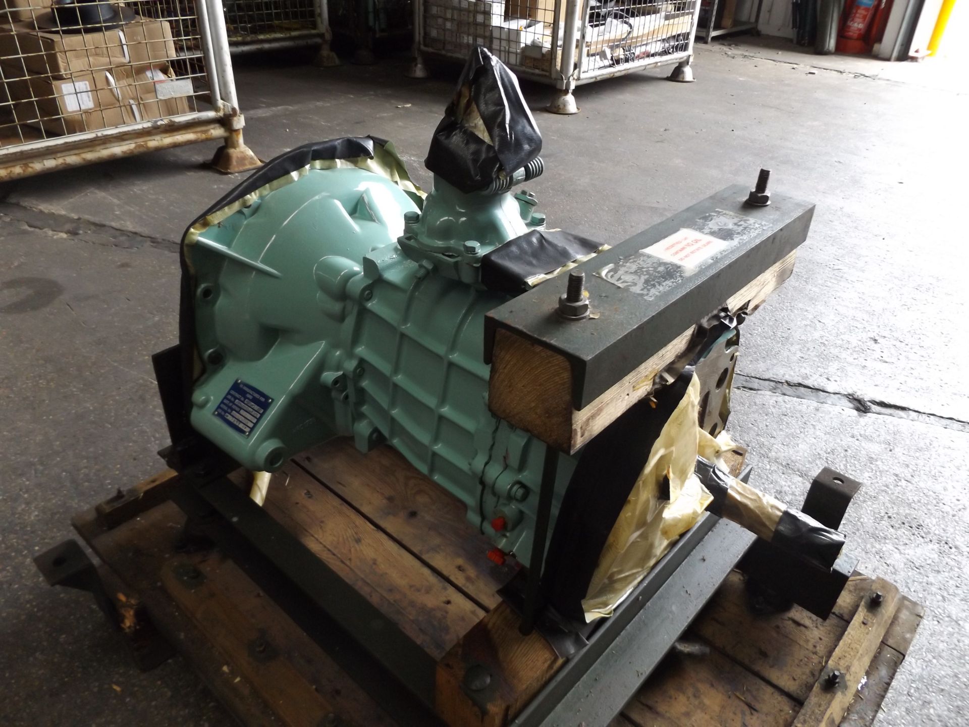 A1 Reconditioned Land Rover LT77 Gearbox - Image 2 of 6