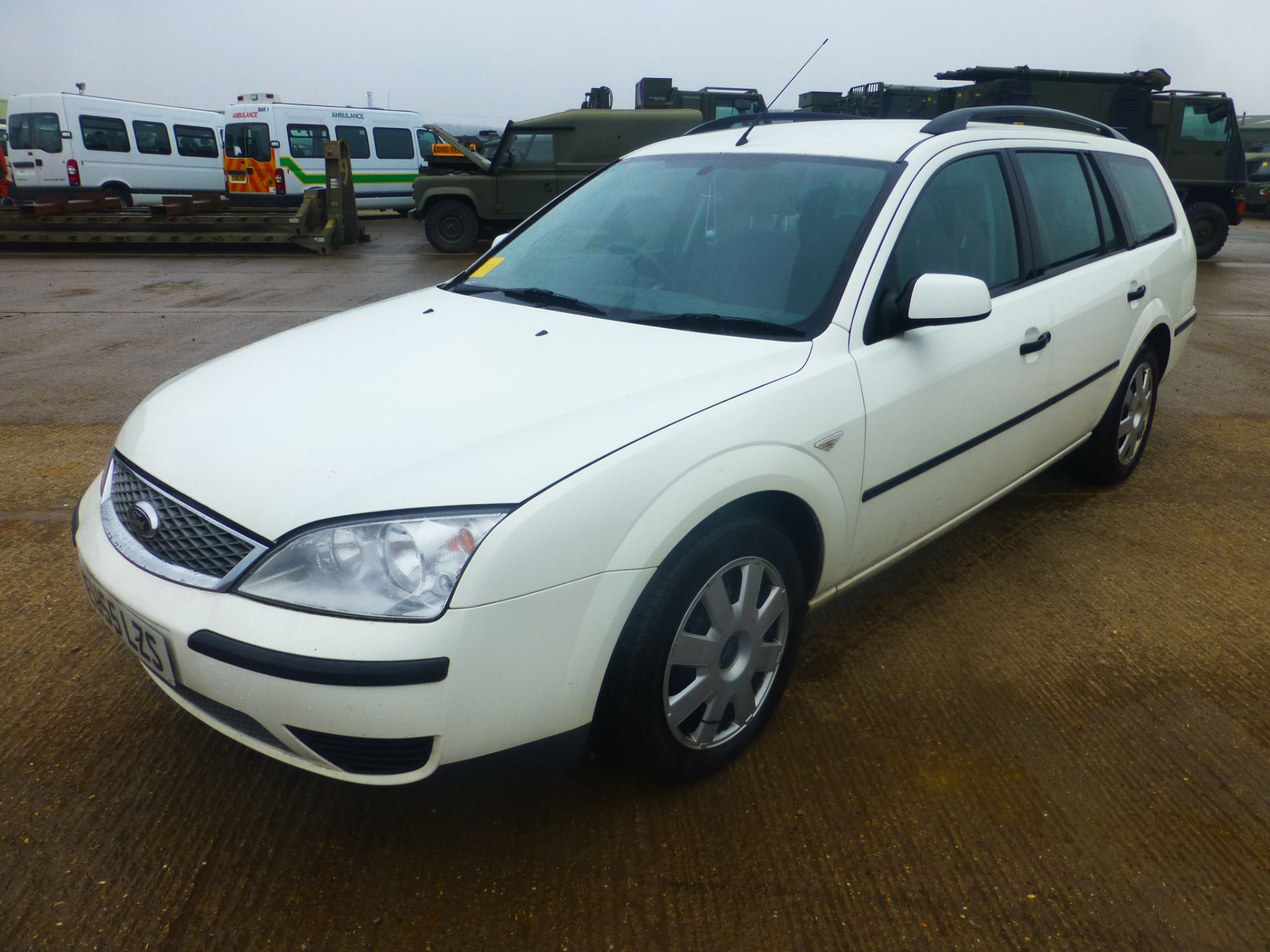 Ford Mondeo 2.0TDCi Estate - Image 4 of 16