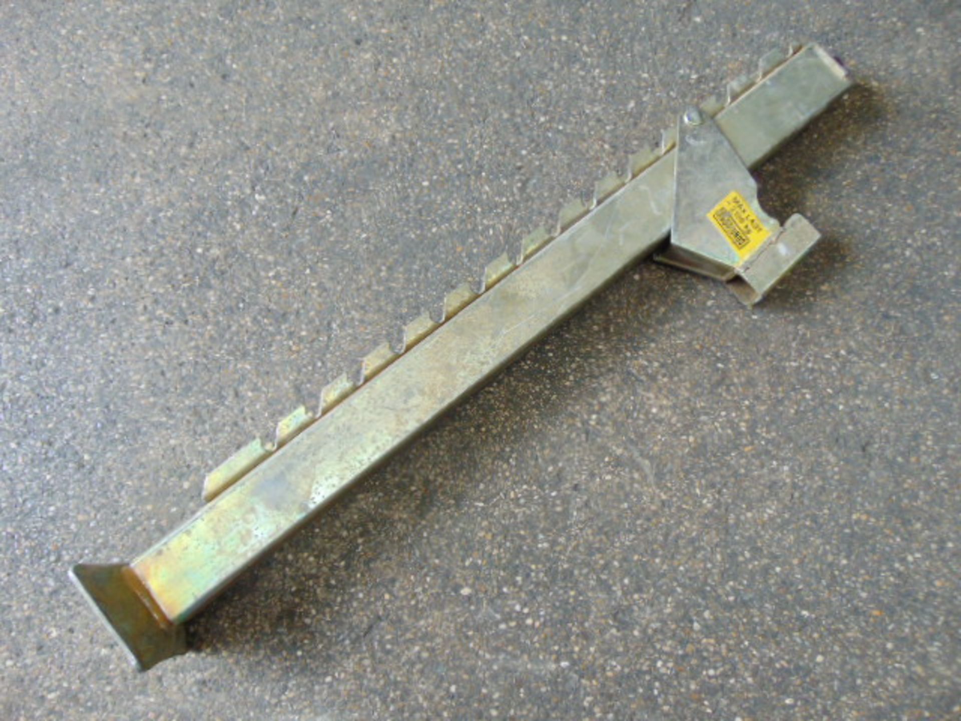 Hagglunds BV 2400kg High Lift Jack