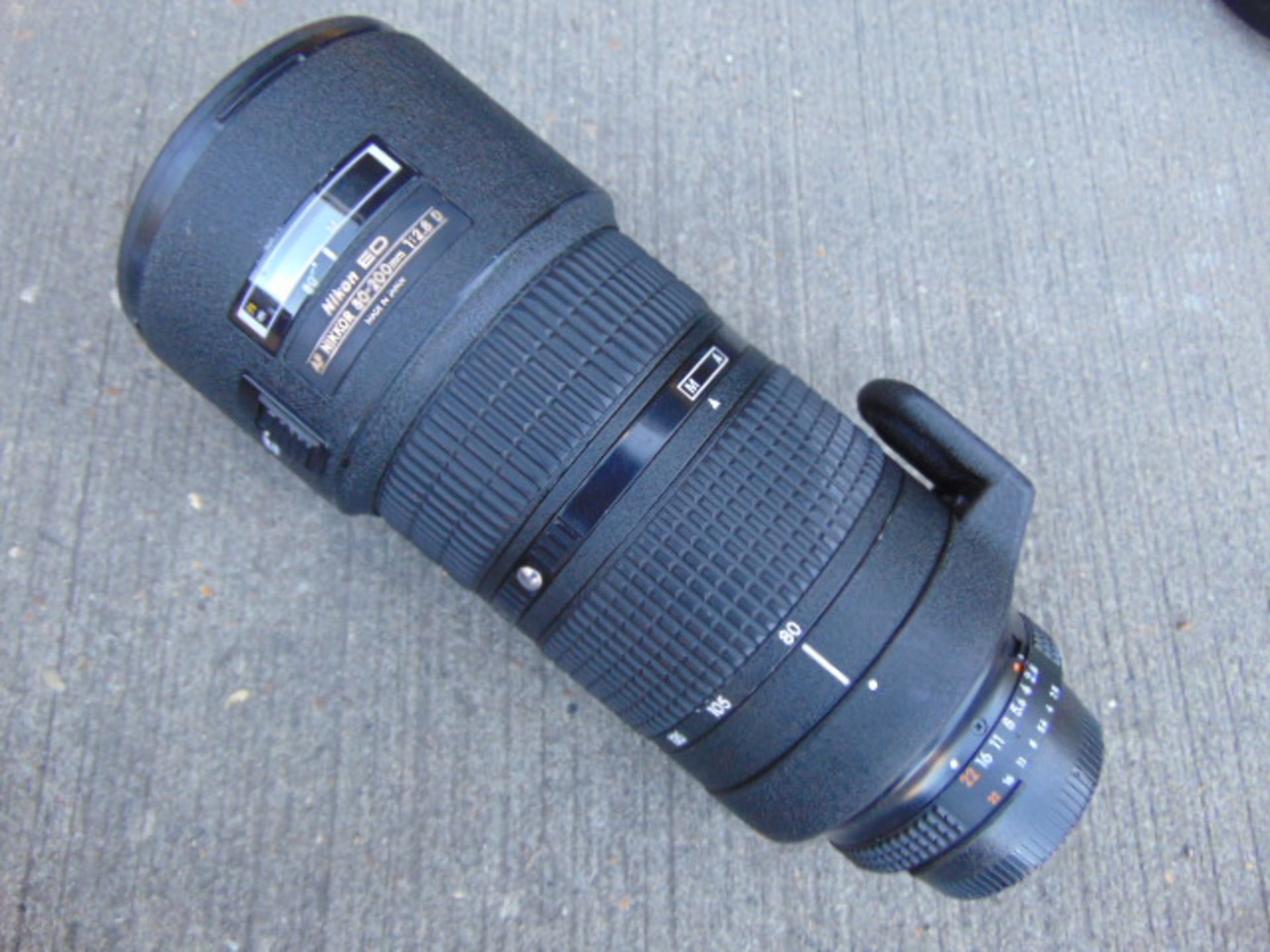 Nikon ED AF Nikkor 80-200mm 1:2.8 D Lense with Leather Carry Case - Image 2 of 9