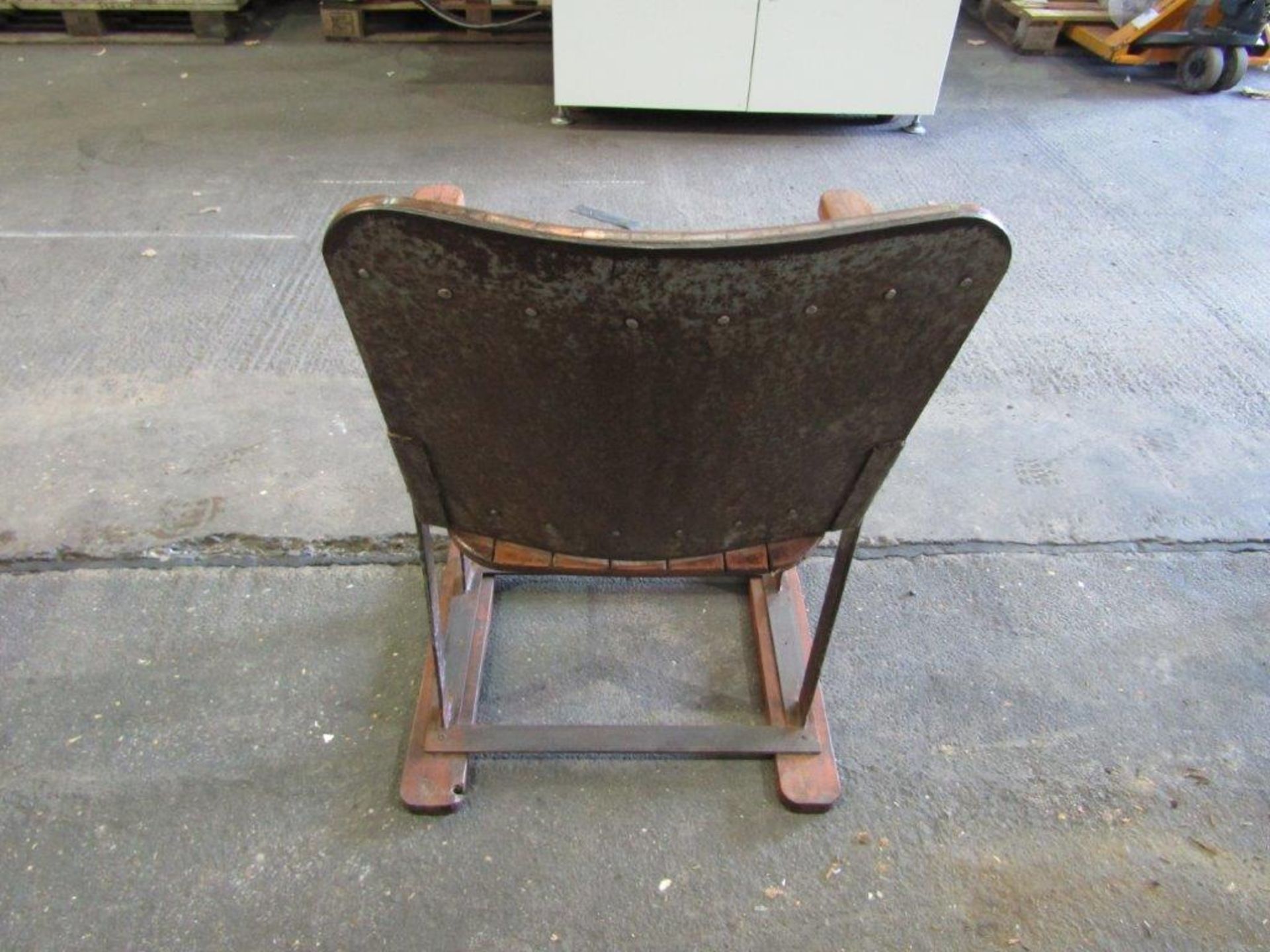 You are bidding on a Unique Vintage Cinema Seat - Image 4 of 7