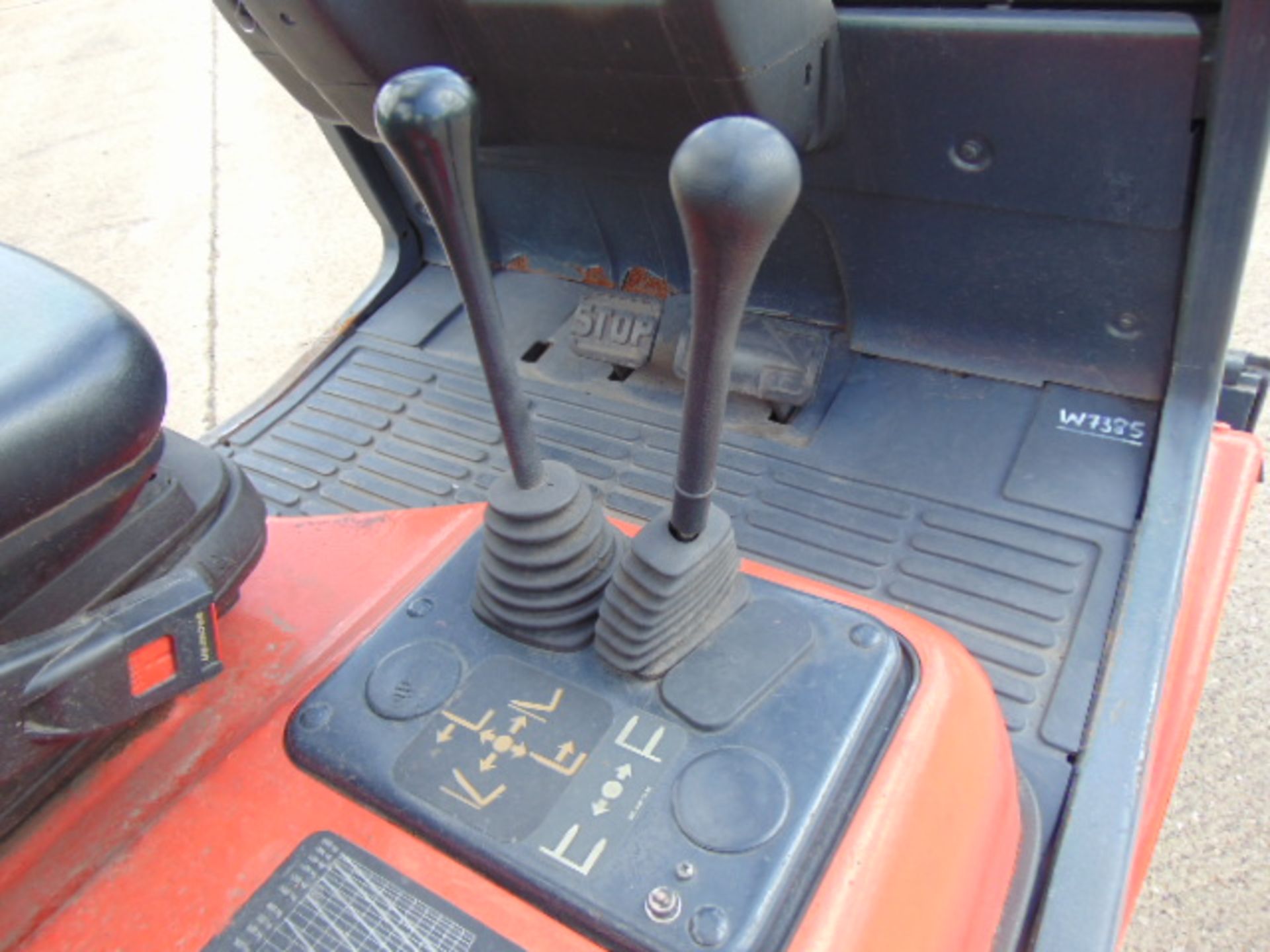 Linde H20T Counter Balance Gas Forklift - Image 13 of 19