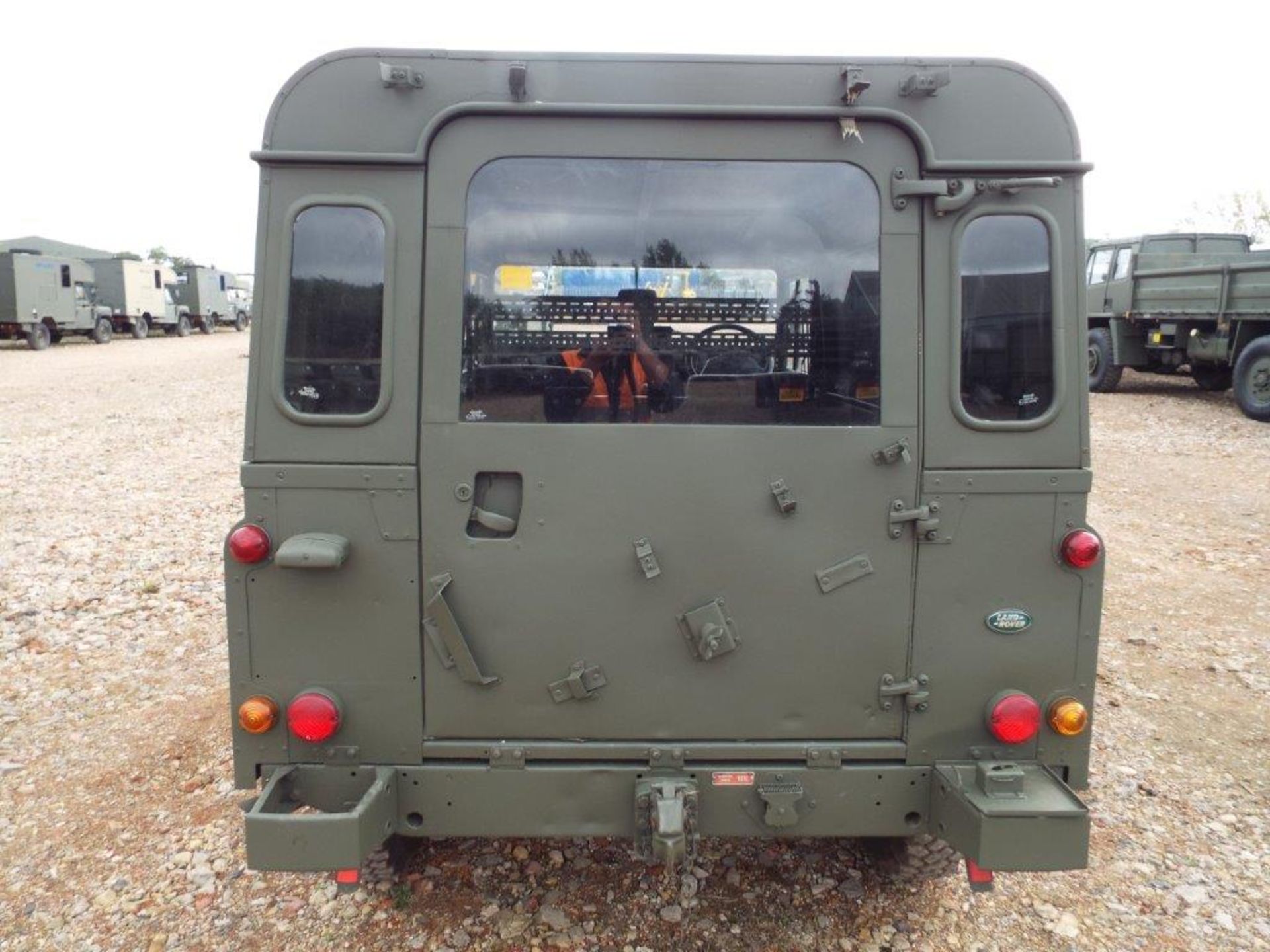 Land Rover Defender 110 Hard Top - R380 Gearbox - Image 6 of 24