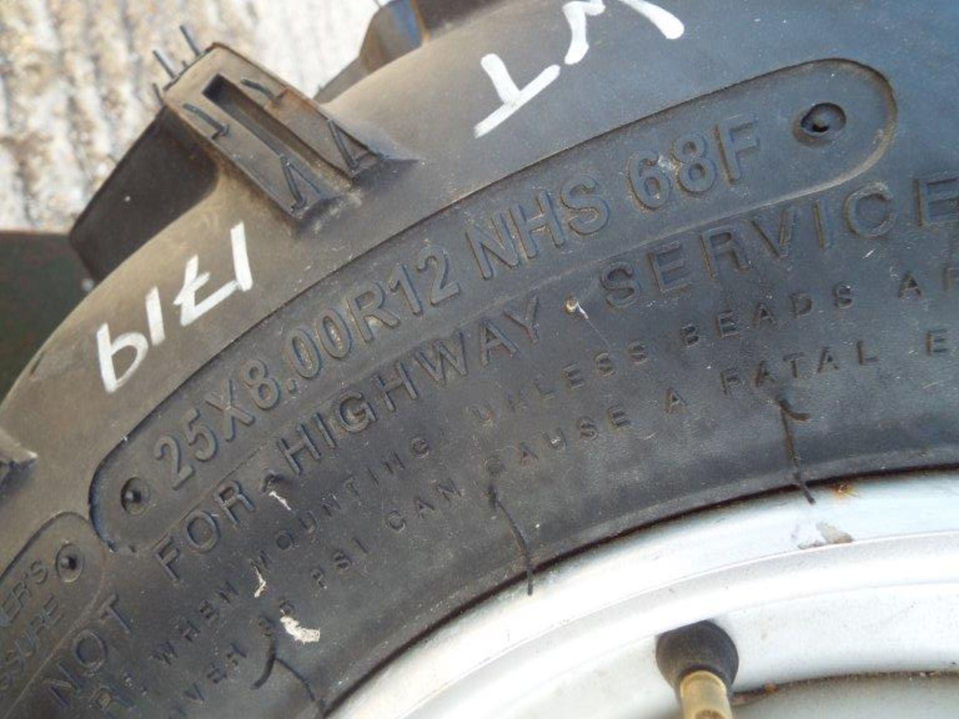 6 x Carlisle ACT 25x11R12 and 2 x 25x8R12 ATV Tyres on Rims - Image 10 of 16