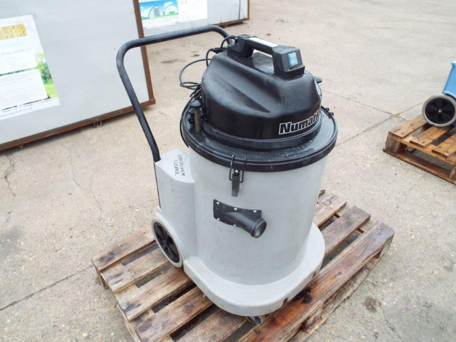 Numatic WVD 900-2 Industrial Vaccuum Cleaner