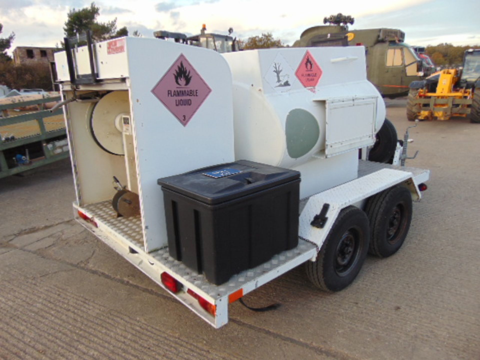 Fluid Transfer LTD 950Ltr Aviation/Fuel Bowser Trailer - Image 6 of 17