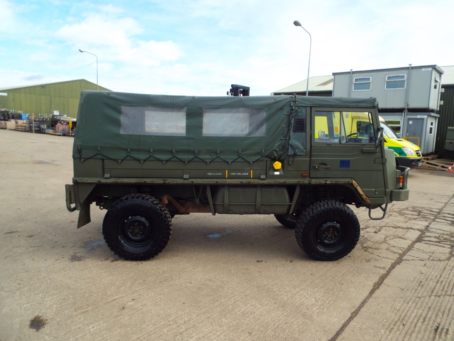 Military Specification Pinzgauer 4X4 Soft Top - Image 8 of 25