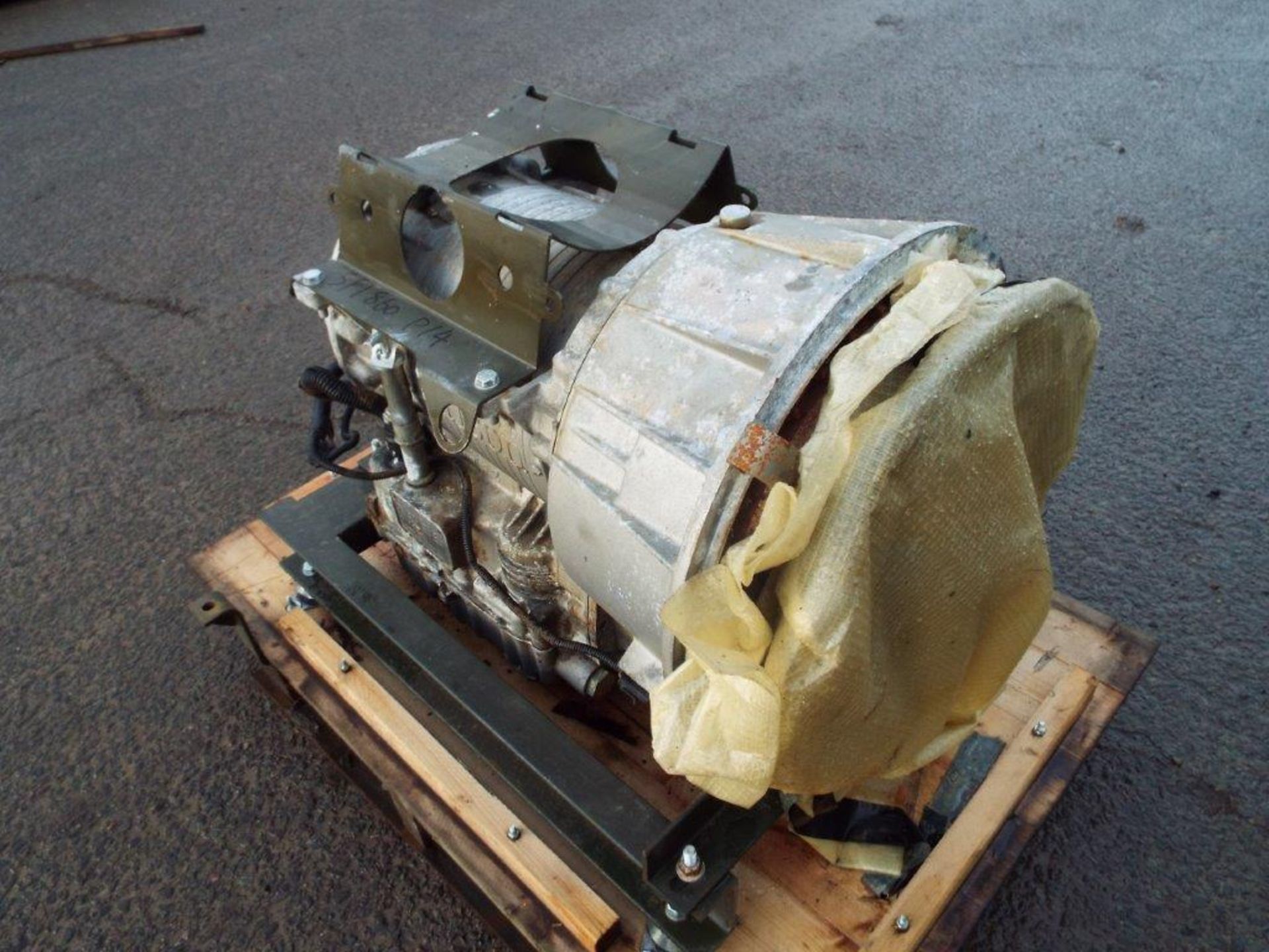 Allison MD3560 Gearbox - Image 3 of 12