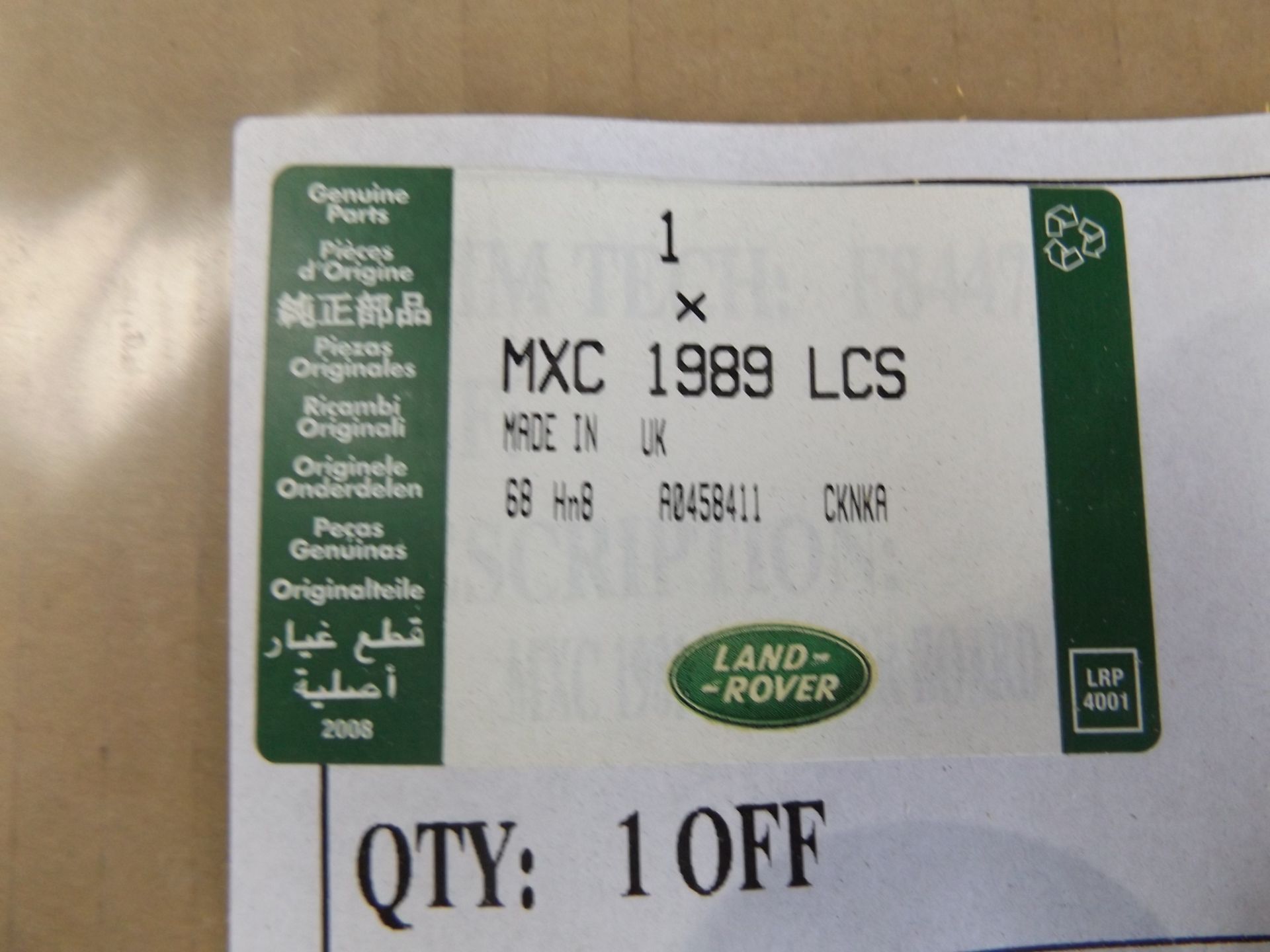 Land Rover Defender Tailgate Trim Card P/No MXC 1989 LCS - Image 3 of 3