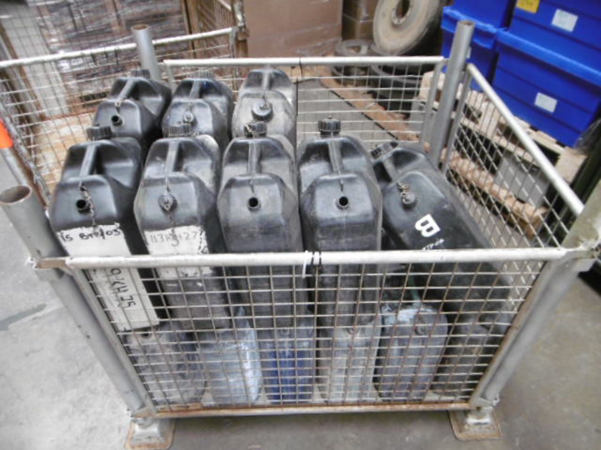 25 x 5 Gallon Water Containers - Image 2 of 4