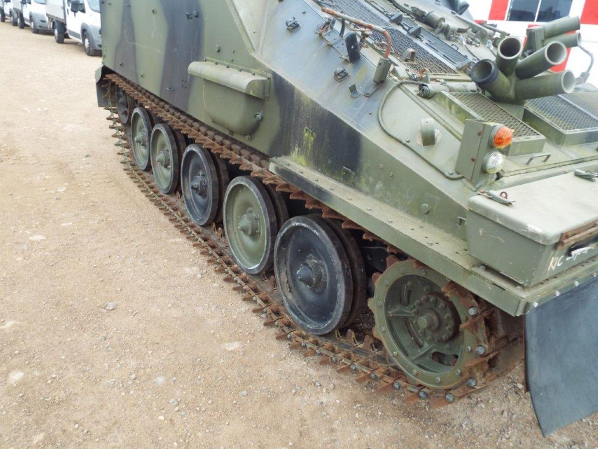 CVRT (Combat Vehicle Reconnaissance Tracked) FV105 Sultan Armoured Personnel Carrier - Bild 9 aus 30