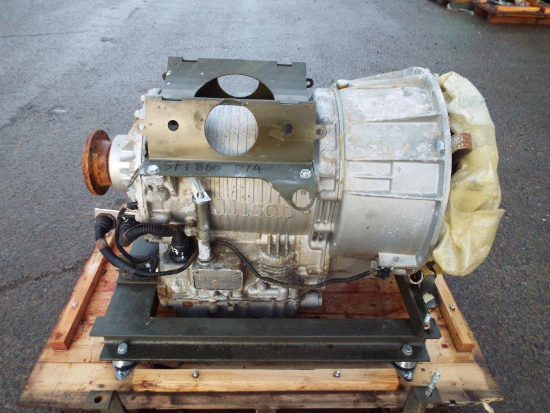 Allison MD3560 Gearbox - Image 2 of 12