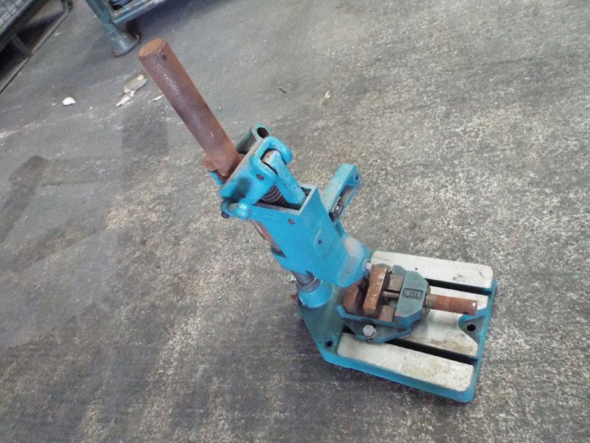 Wolf Drill Stand with Vice