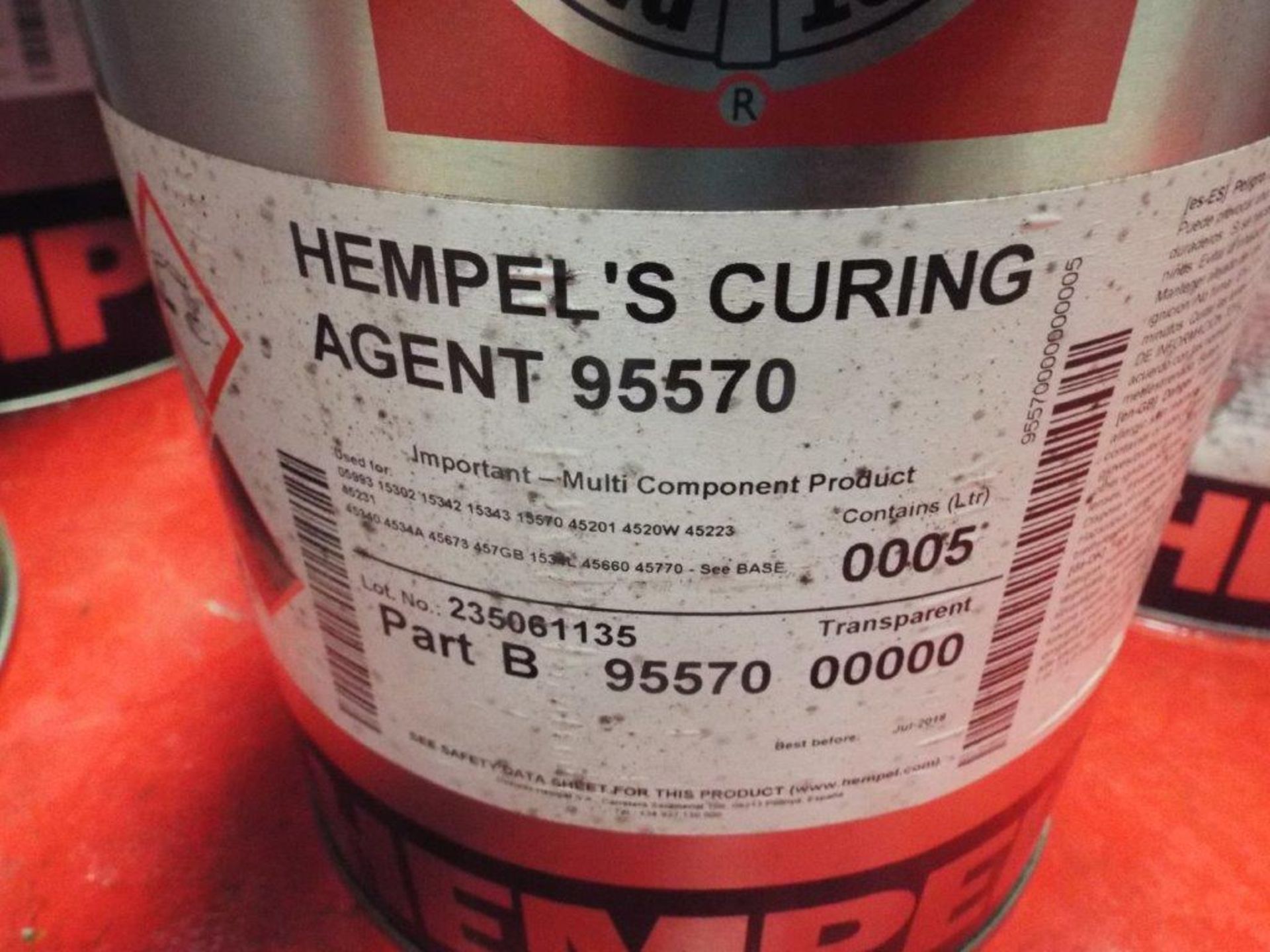 9 x 15/5L Cans of Hempel Hempadur 15570 2-Part Epoxy Paint - Red + 1 x 3.75/1.25L Reddish Grey - Bild 3 aus 7