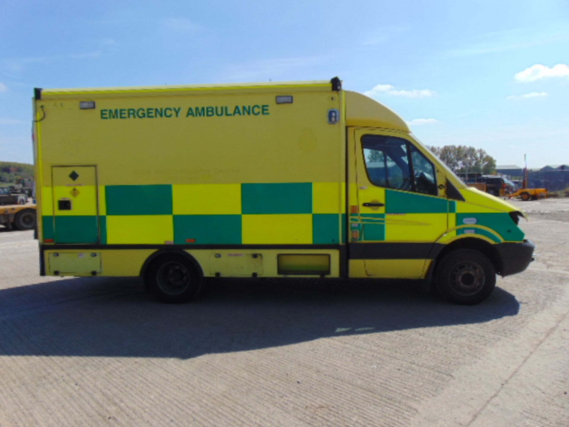 RHD Mercedes Sprinter 515 CDI Turbo diesel ambulance - Image 5 of 16