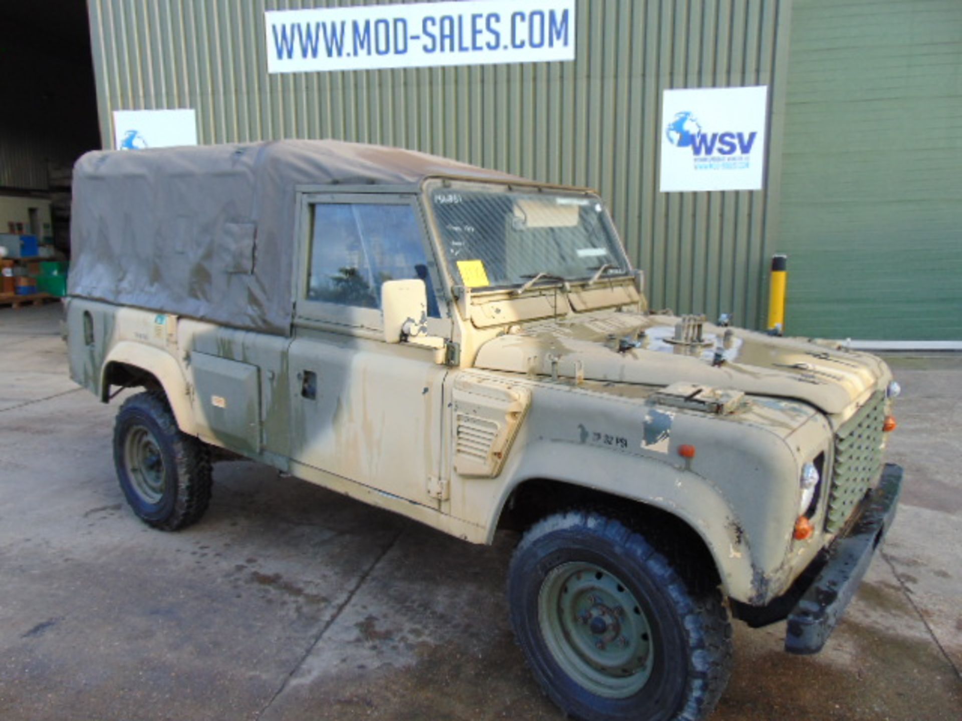 Land Rover Wolf 110 Soft Top