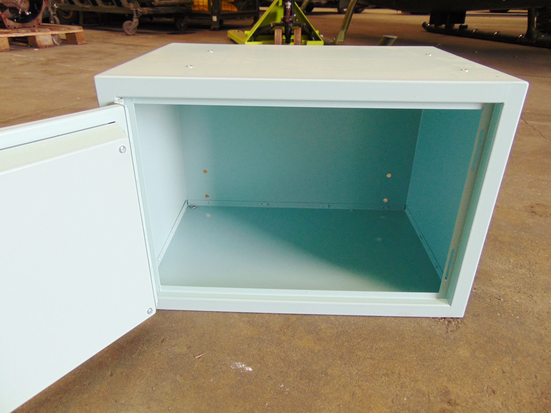 Lockable Safe Box - Bild 4 aus 7