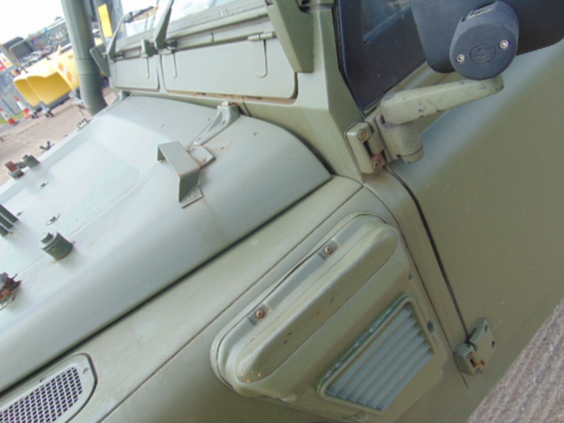 Land Rover Wolf 90 Soft Top - Image 19 of 24