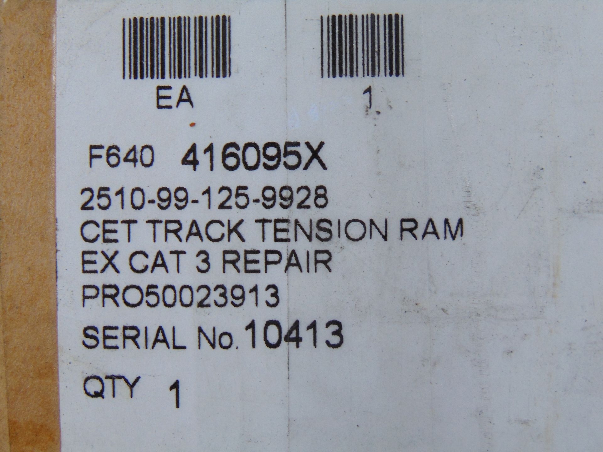 4 x CET Track Tension Rams - Image 6 of 6