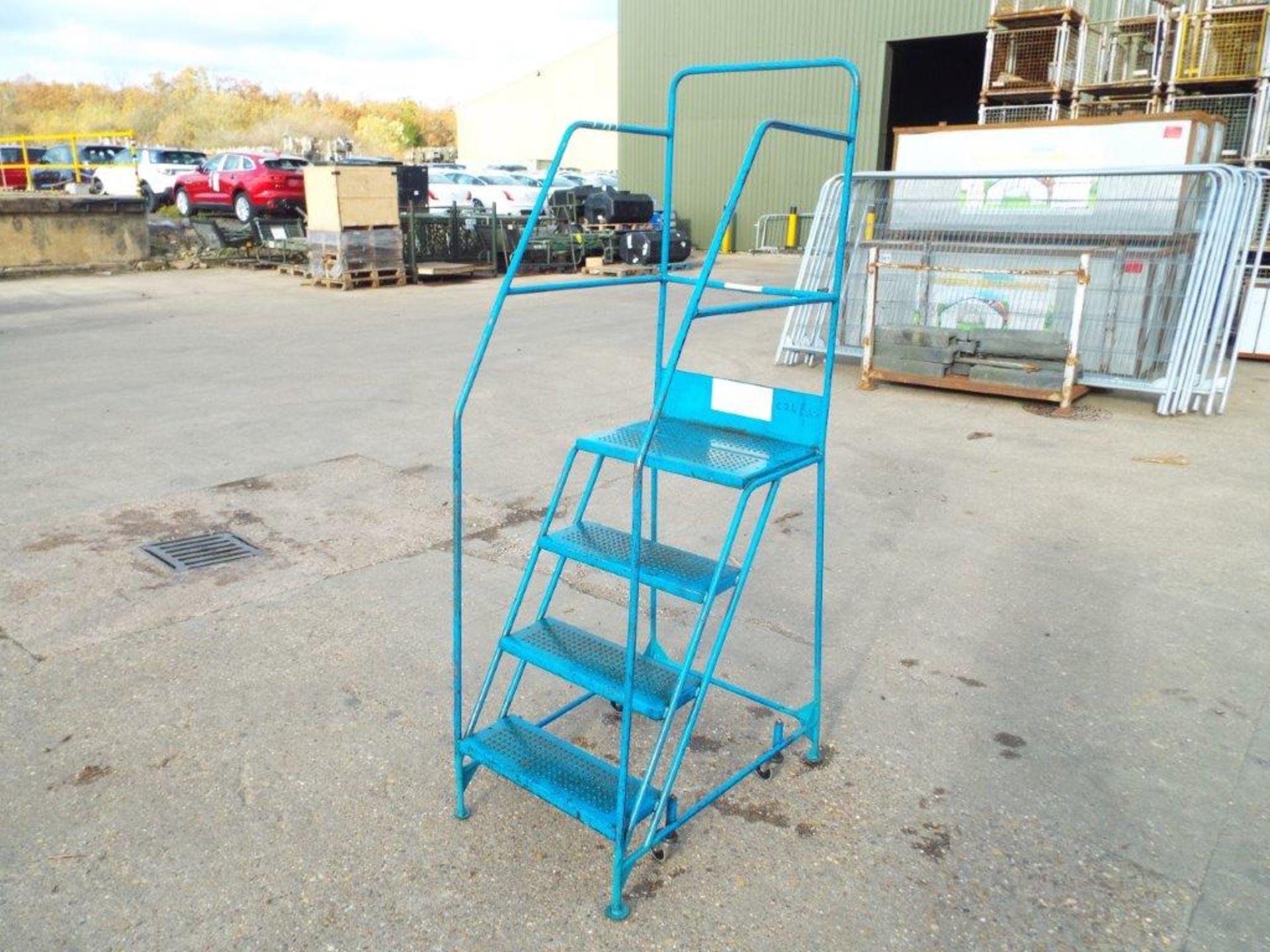 Klime-Ezee 4-Step mobile Warehouse Ladder - Image 3 of 8