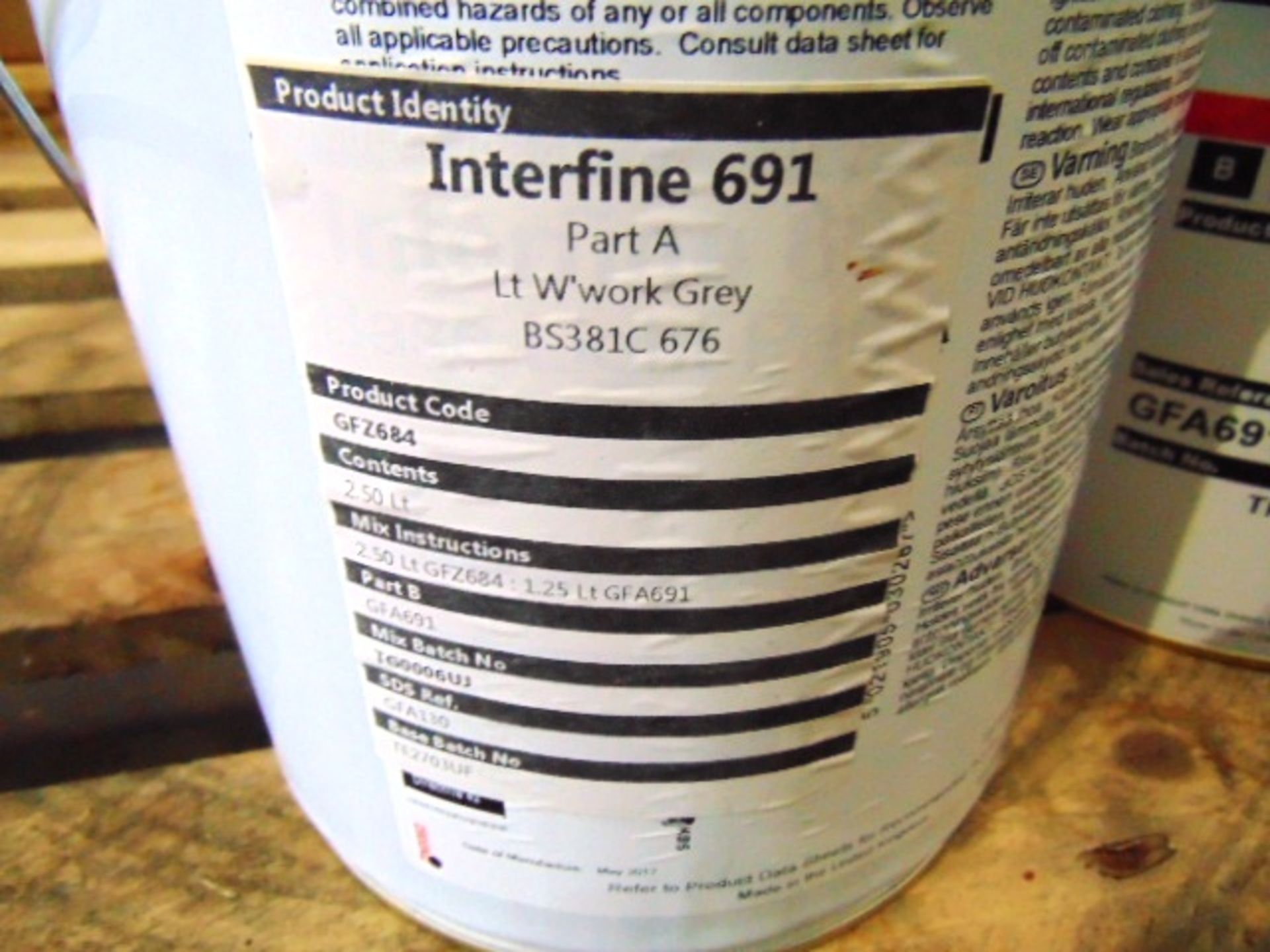 1 x Unissued International Interfine 691 3.75L 2 Pack Topcoat Paint - Image 3 of 4