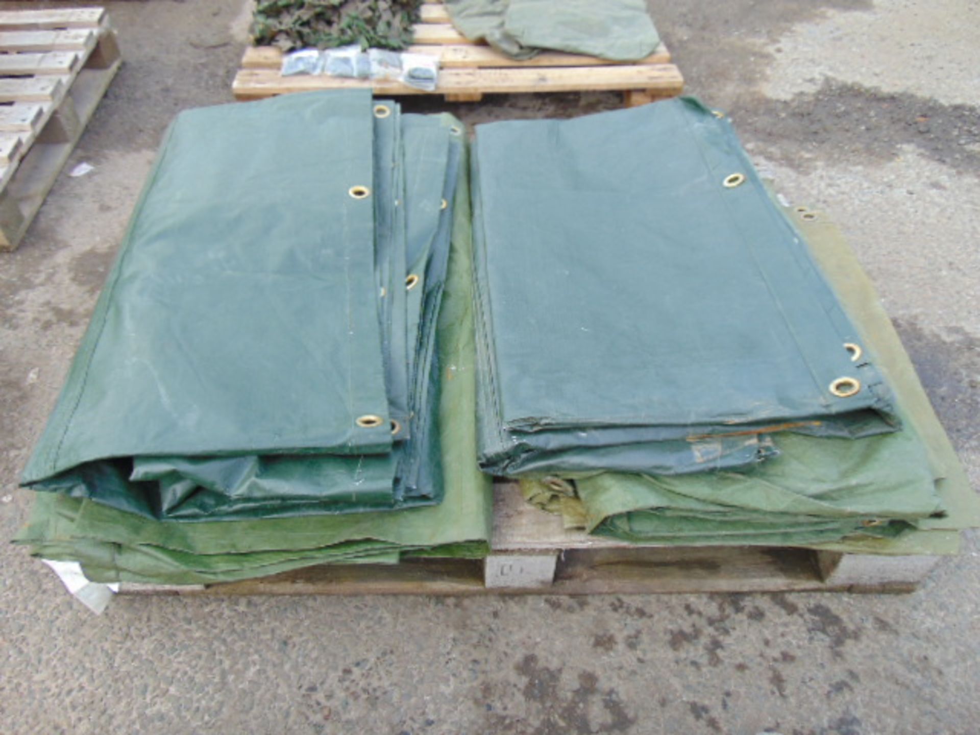 Pallet of Mixed Thermal/Ground Sheets - Bild 3 aus 3