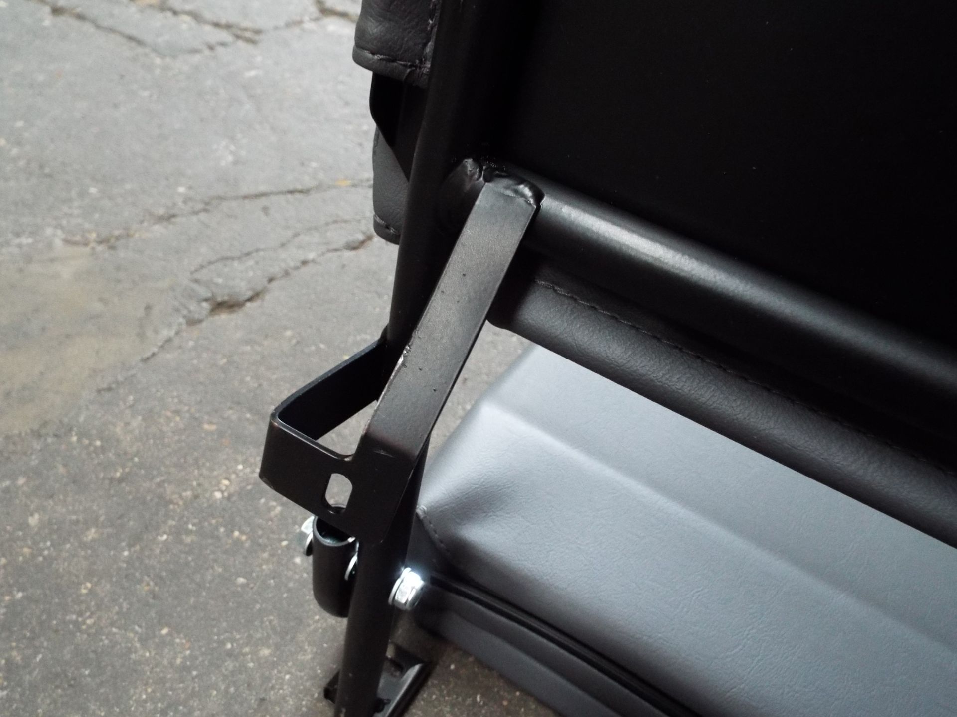 2 x Land Rover Defender Rear Bench Seats - Image 5 of 8