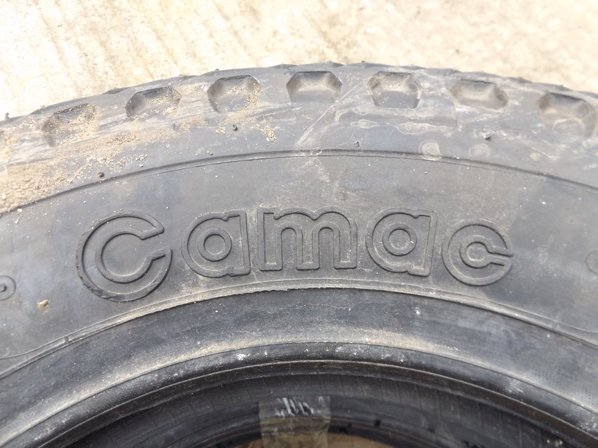 2 x Camac 6.50-16C Tyres - Bild 2 aus 5