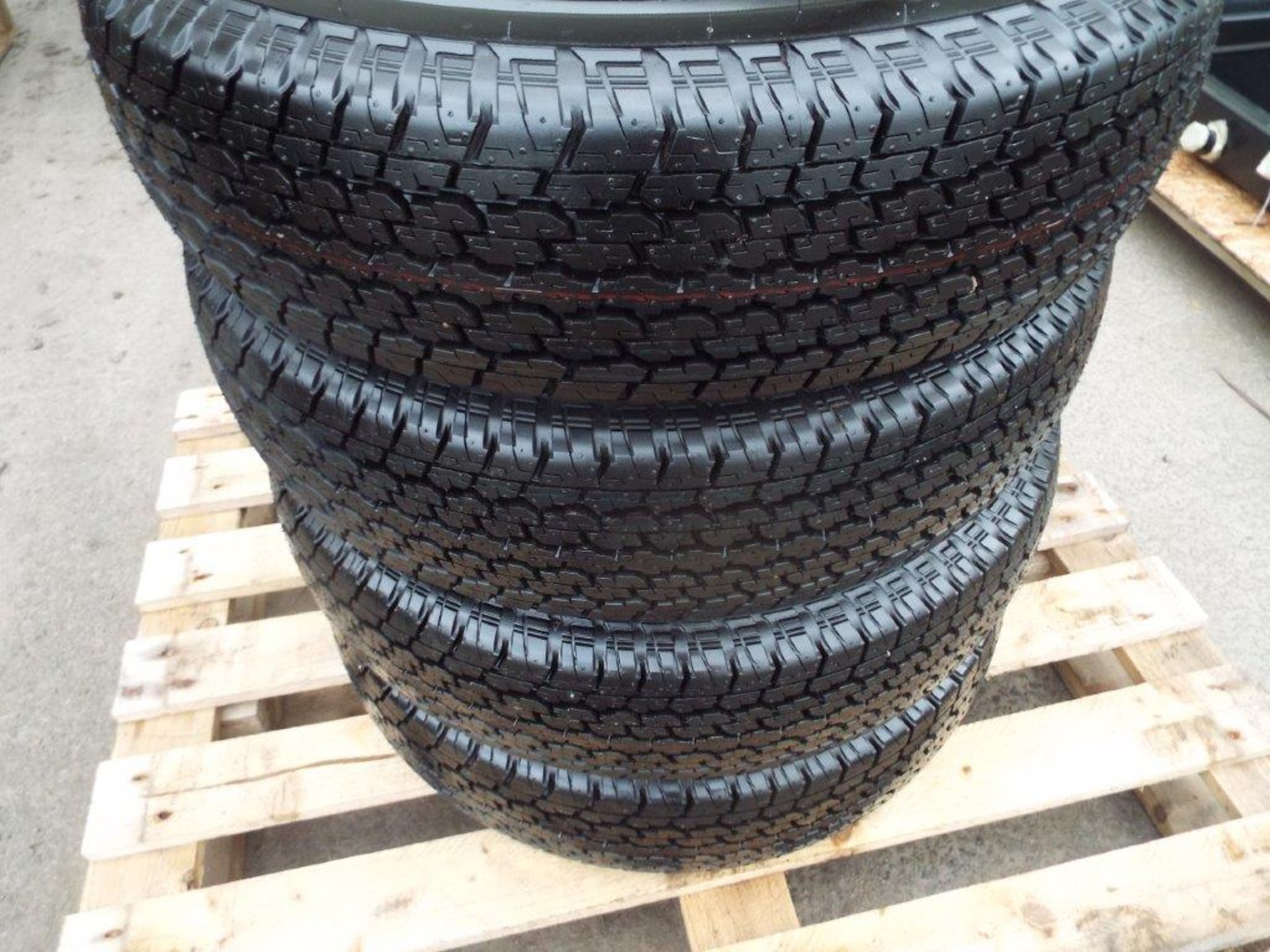 4 x Bridgestone Dueler H/T 205 R16C Tyres - Image 5 of 8