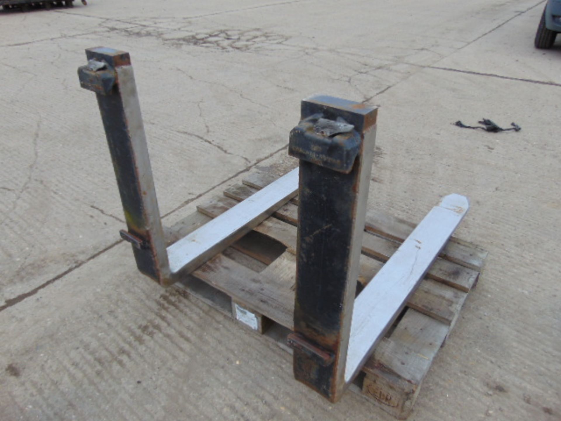 2 x Cascade Stainless Steel Clad Forklift Tines - Image 4 of 6